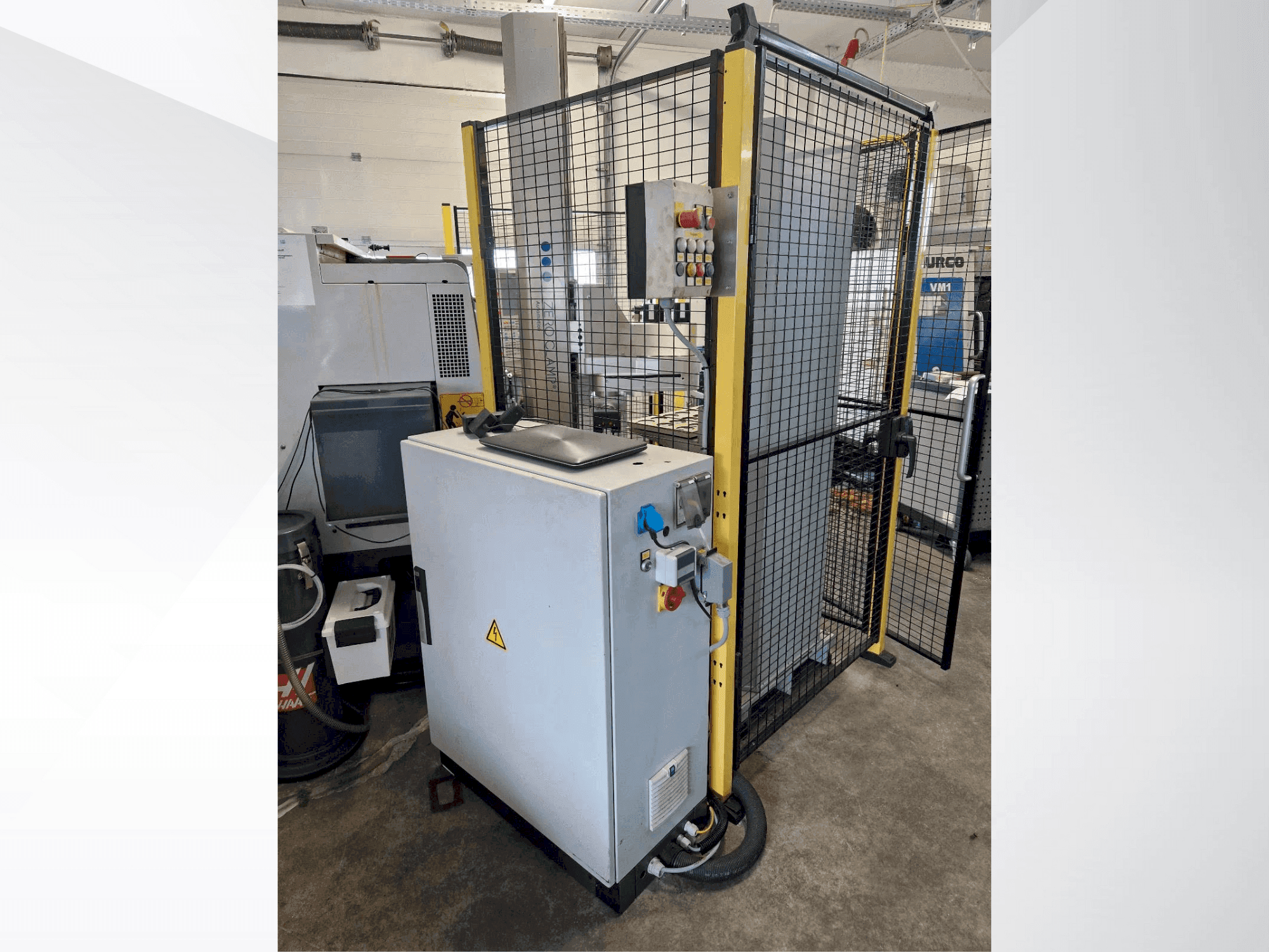 Вид станка Zeroclamp Zerobot 100P  спереди