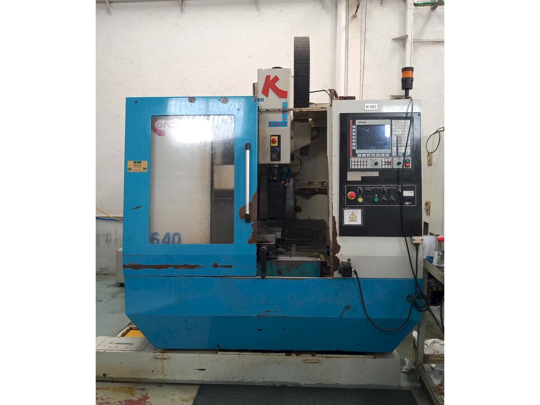 Вид станка KONDIA B-640  спереди