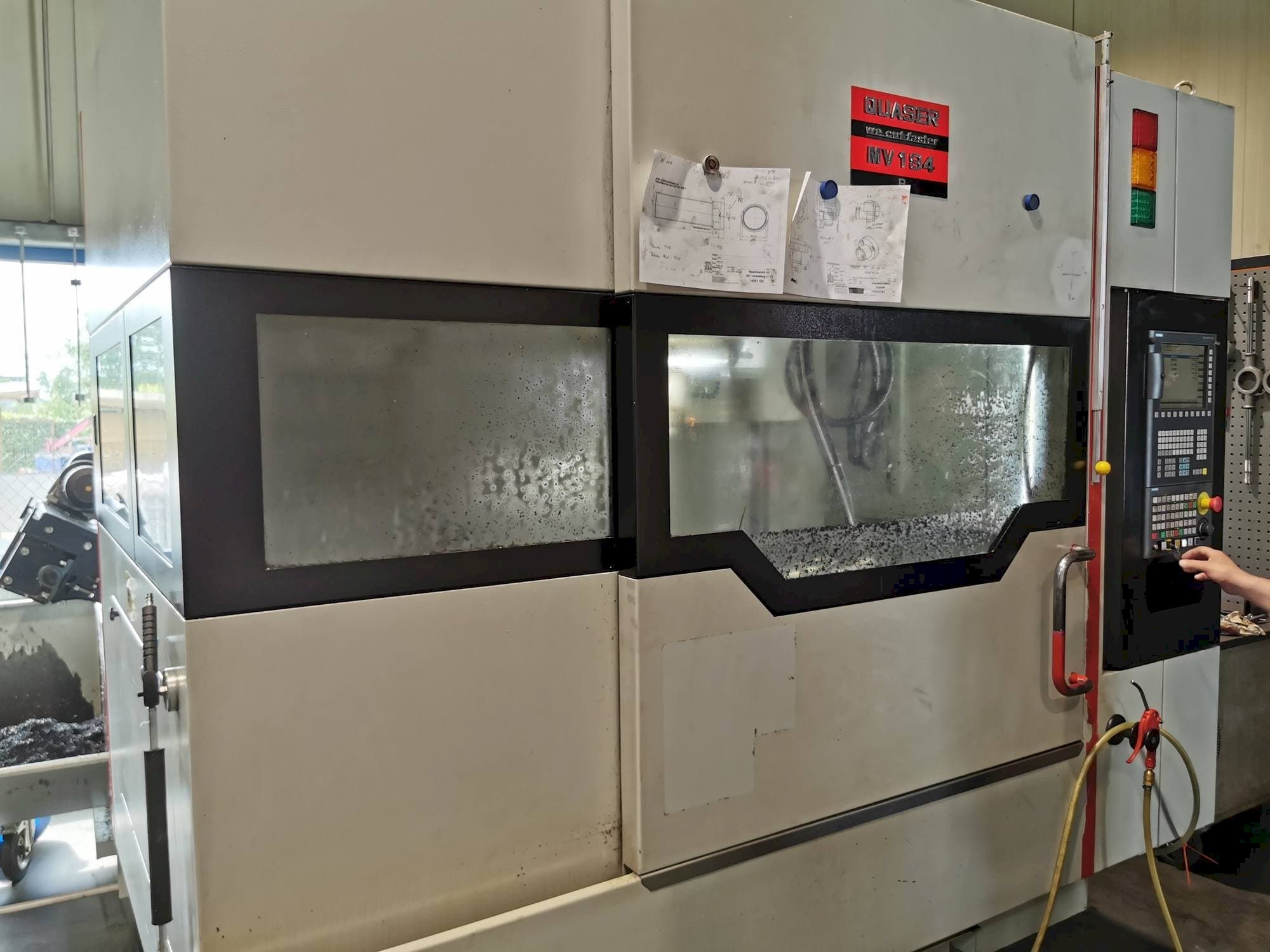 Вид станка Quaser MV154APC/P12  спереди