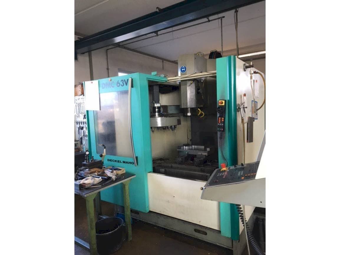 Вид станка DMC DMC 63V  спереди