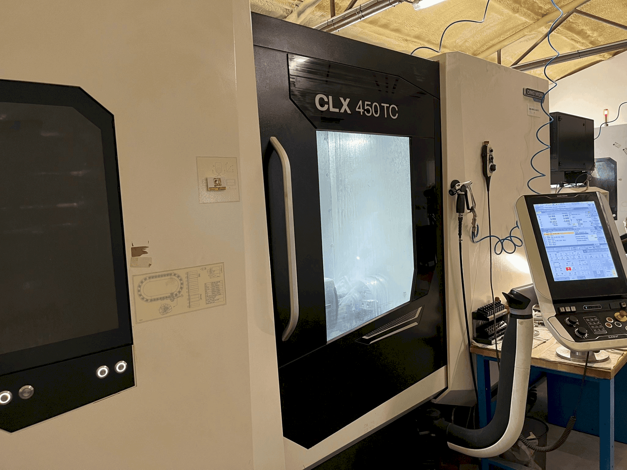 Вид станка DMG MORI CLX 450 TC  спереди