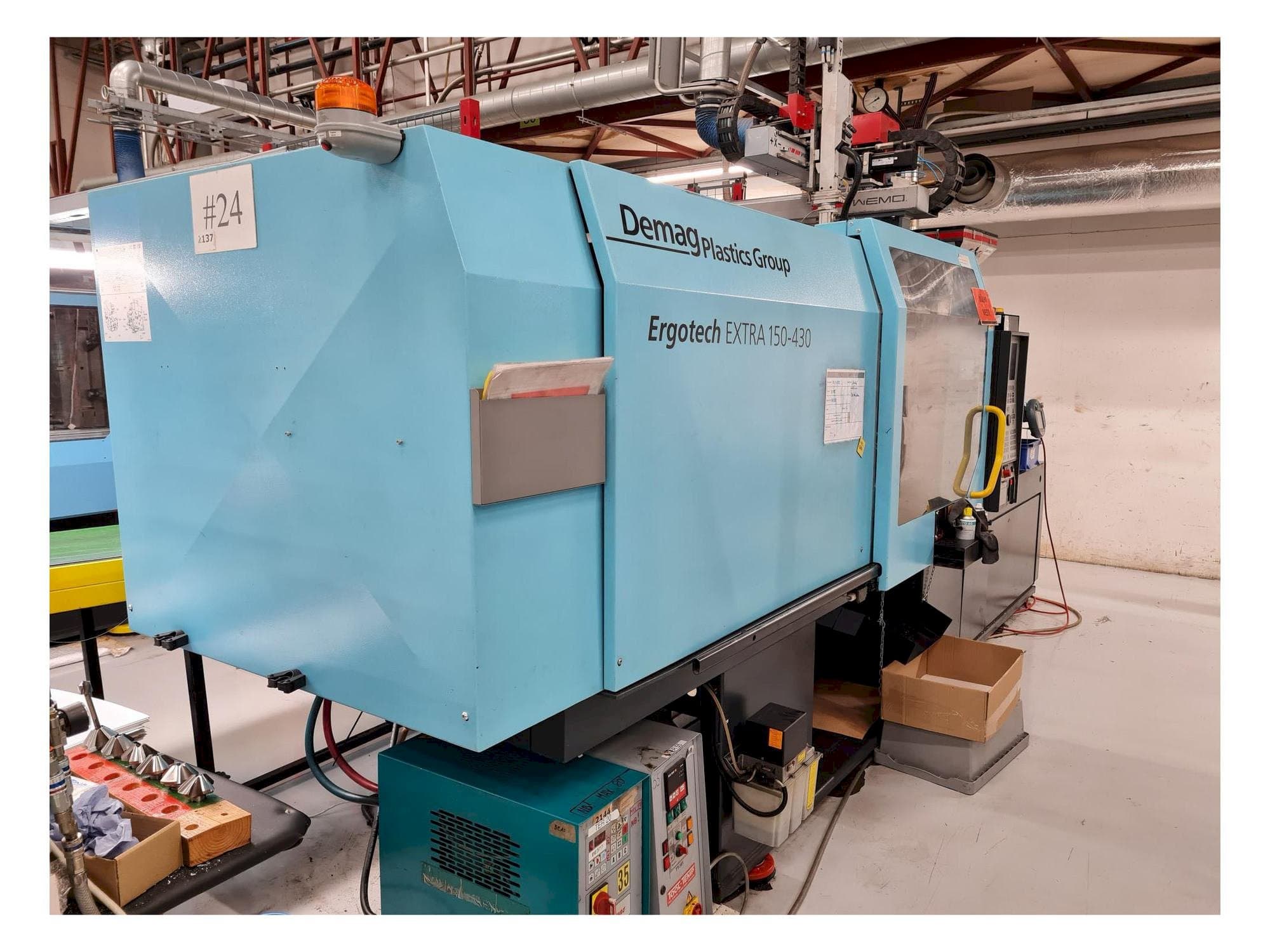 Вид станка DEMAG Ergotech EXTRA 150-430  спереди