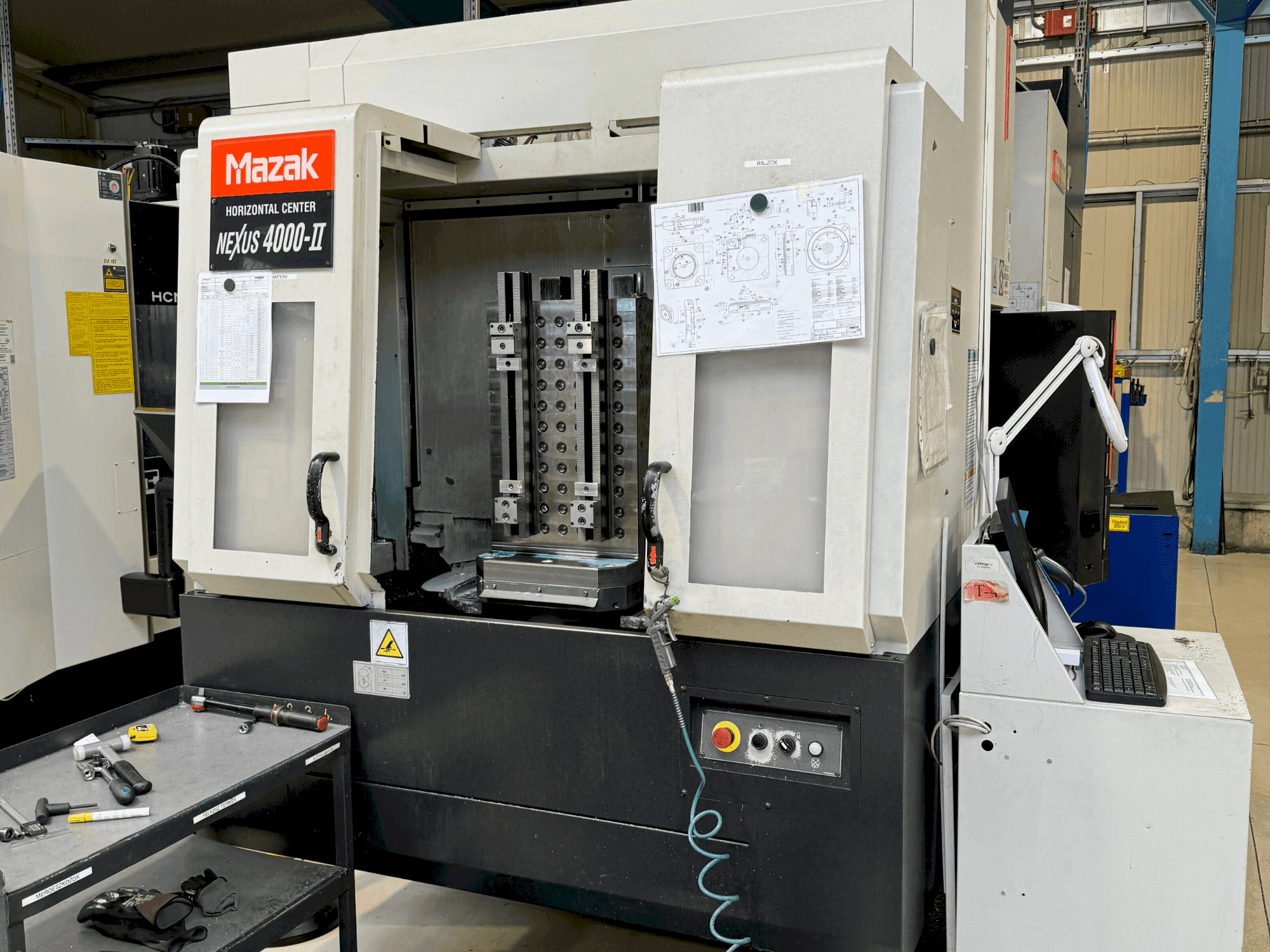 Вид станка Mazak HCN 4000 II  спереди