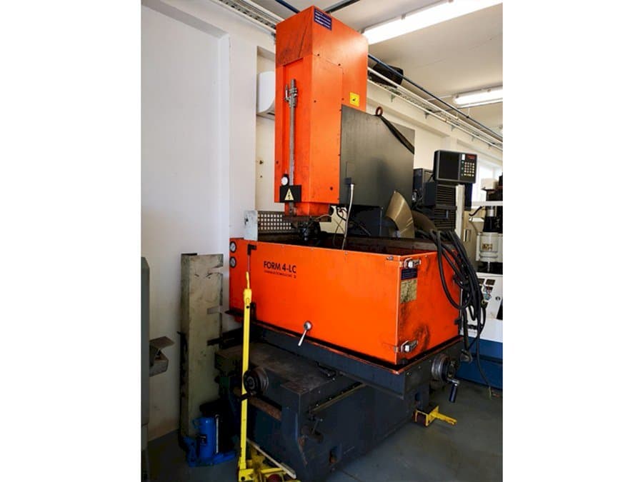 Вид станка CHARMILLES Form 4-LC  спереди