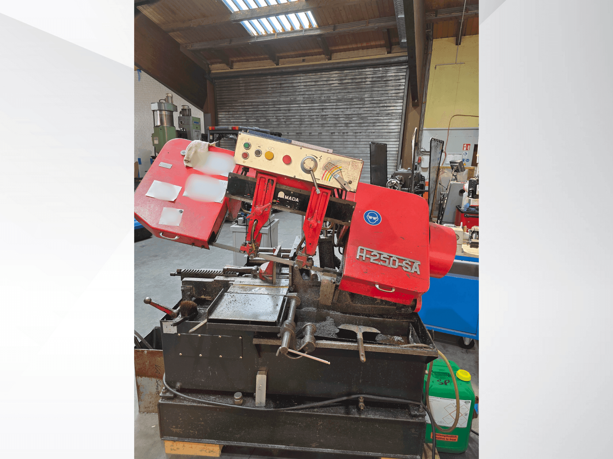 Вид станка AMADA H-250SA  спереди