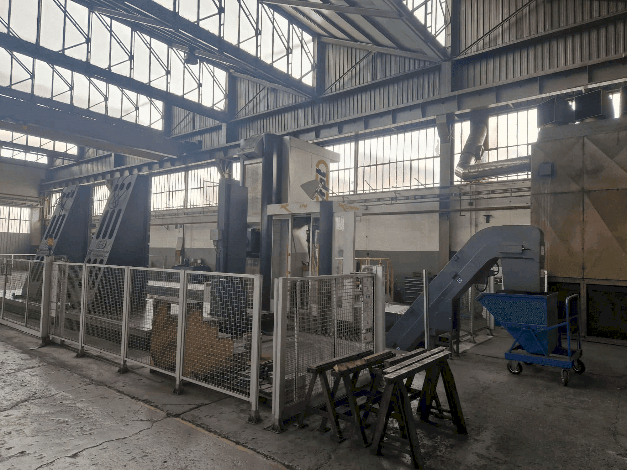 Вид станка FPT RONIN EVO  спереди