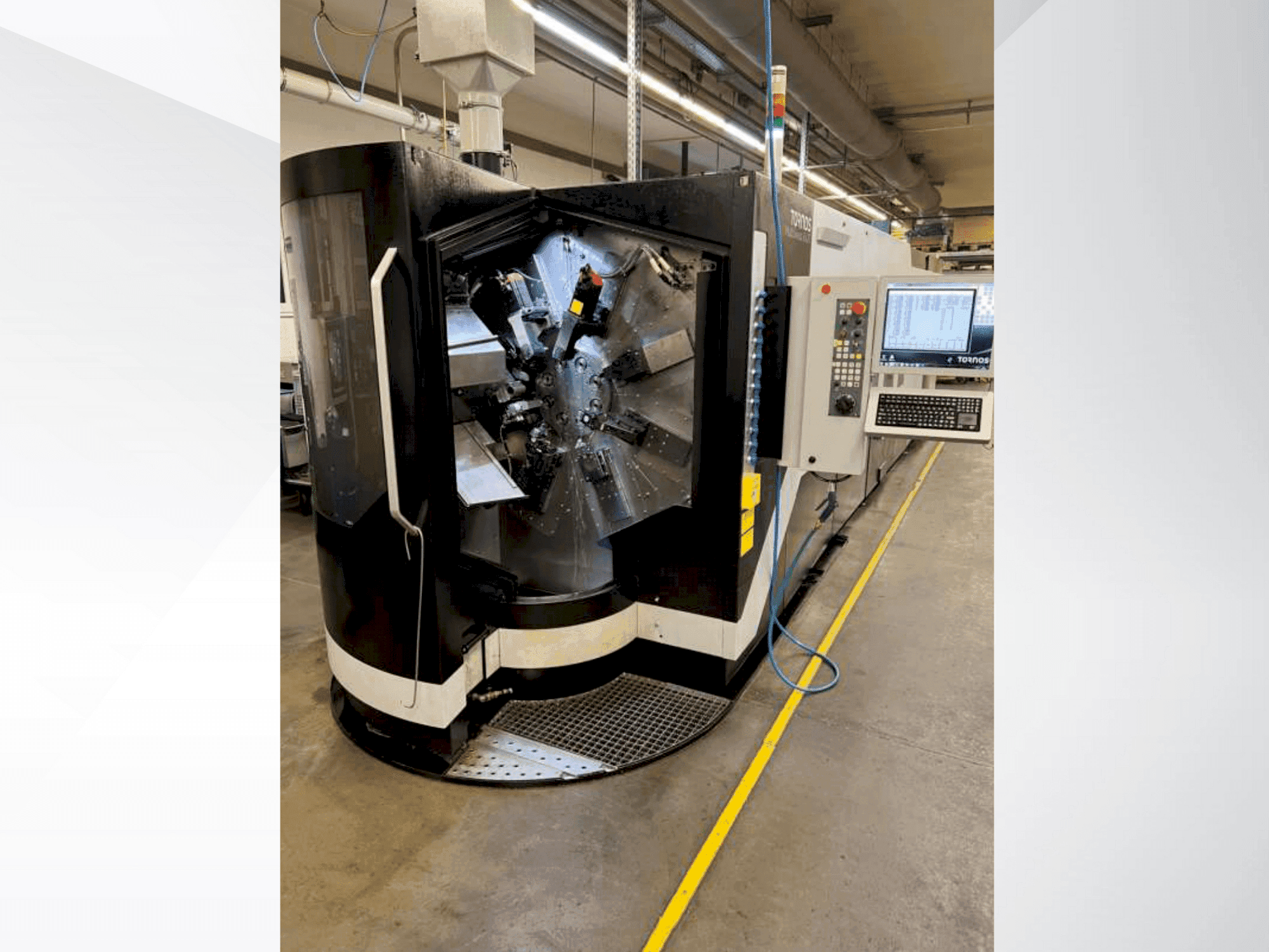 Вид станка Tornos MultiSwiss 8x26  спереди