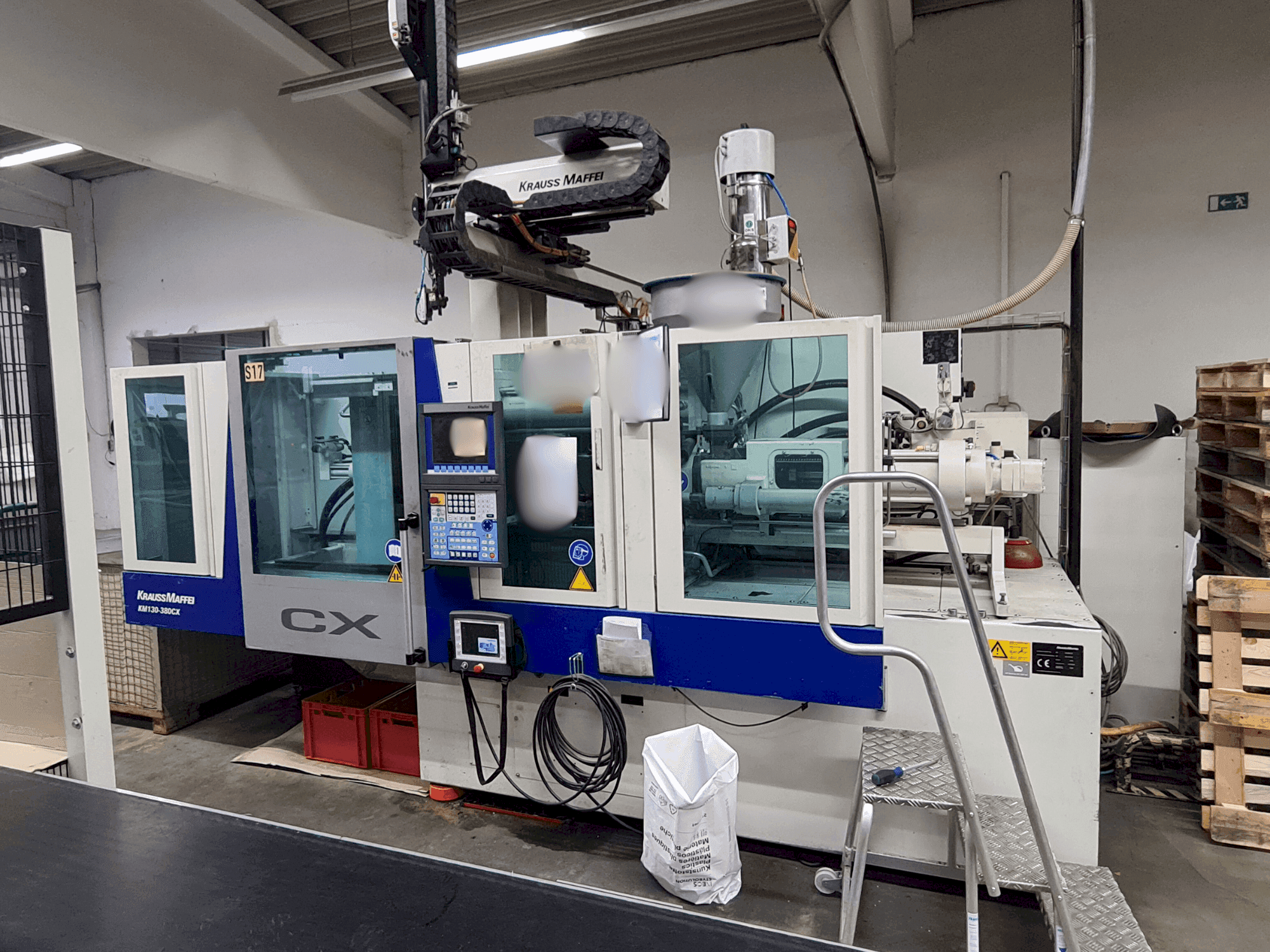 Вид станка Krauss Maffei 130-380 CX  спереди