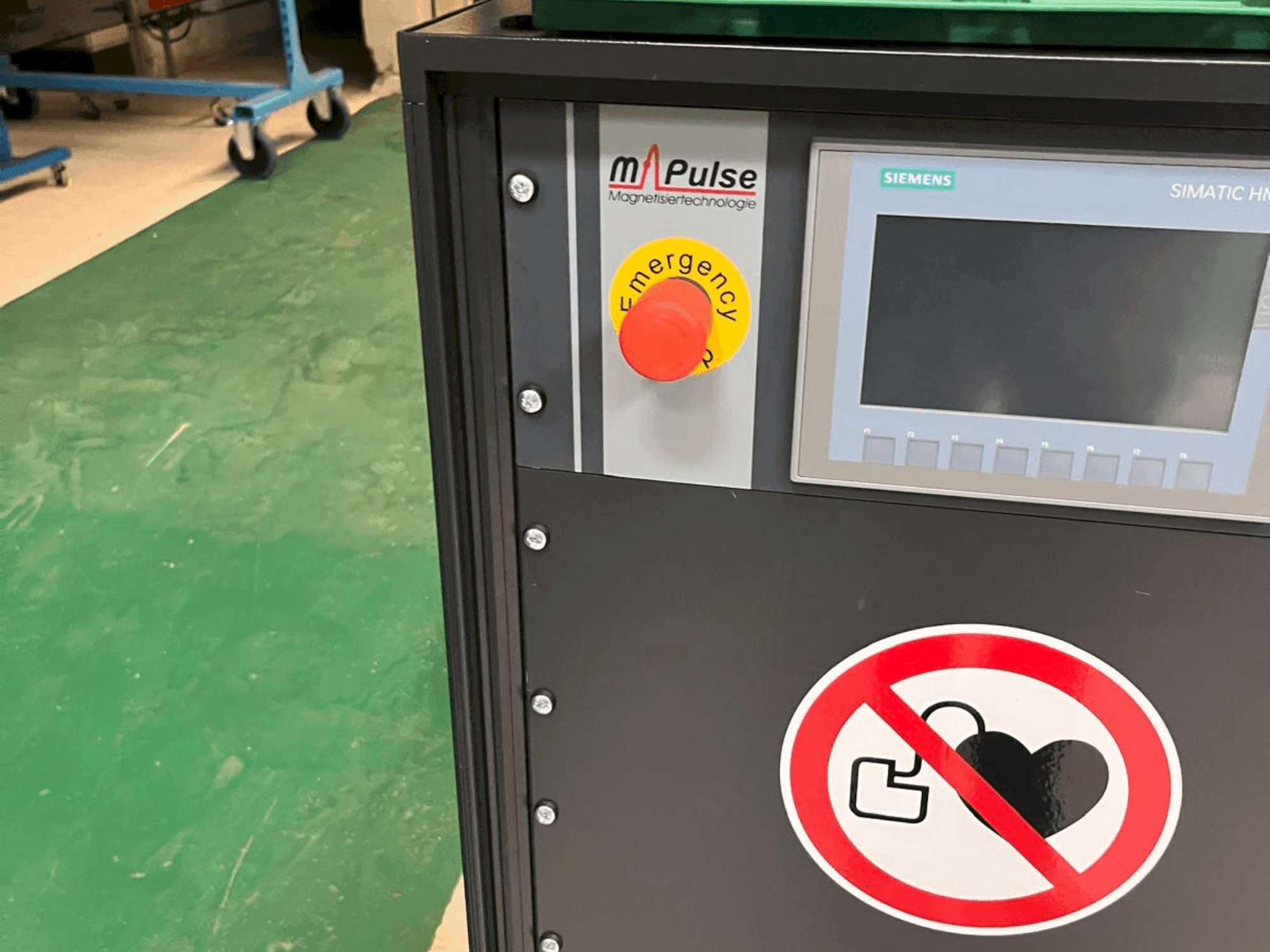 Вид станка M-PULSE 2k6e  спереди