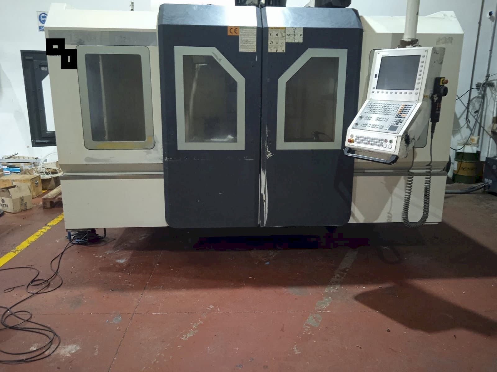 Вид станка Hartford LG-1370  спереди