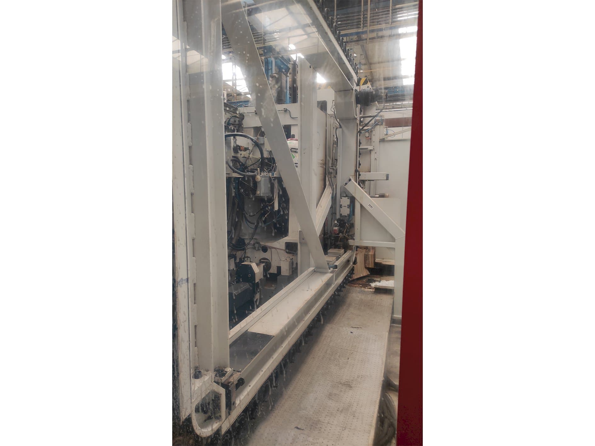 Вид станка Starrag Heckert CWK 500  спереди