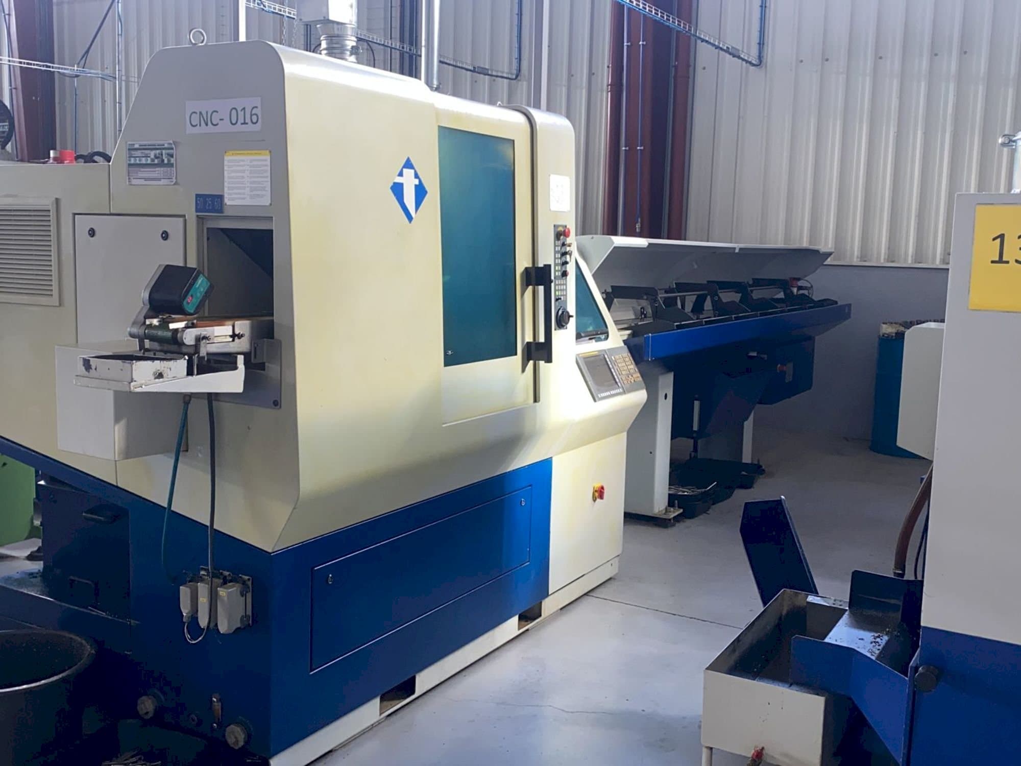 Вид станка Tornos DECO 20S  спереди