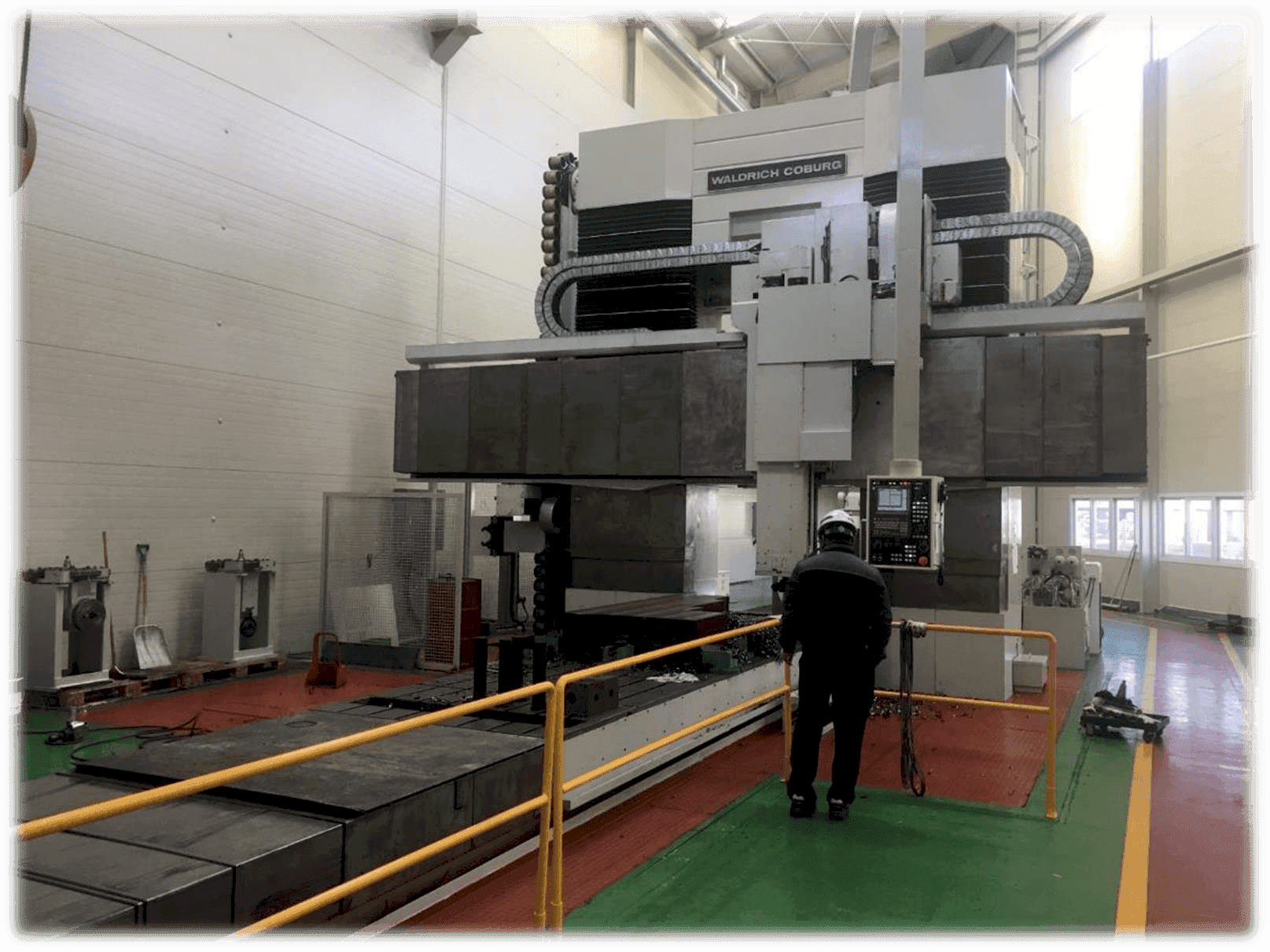 Вид станка WALDRICH COBURG 14-10FP150NC  спереди