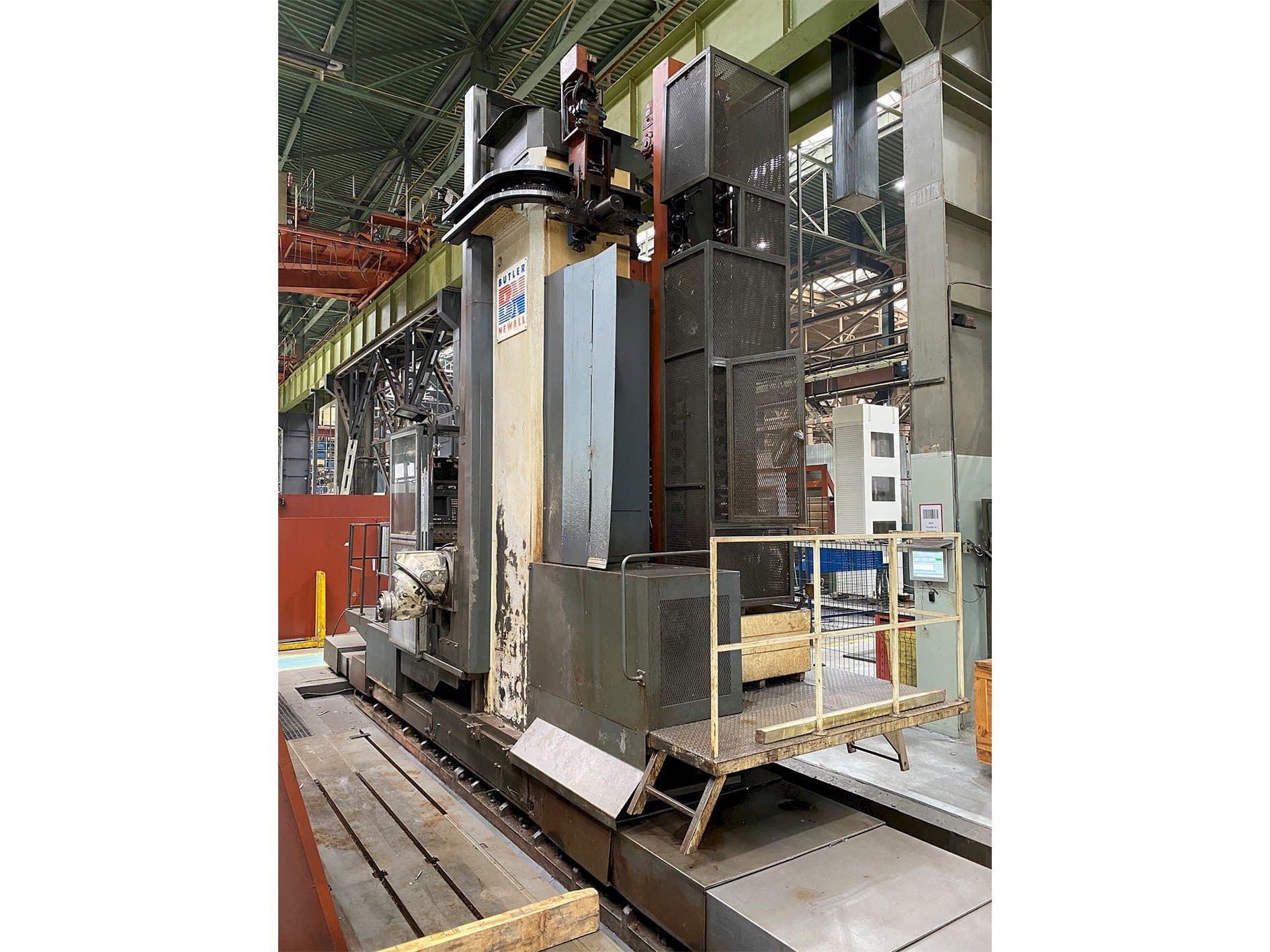 Вид станка Butler Elgamill  спереди