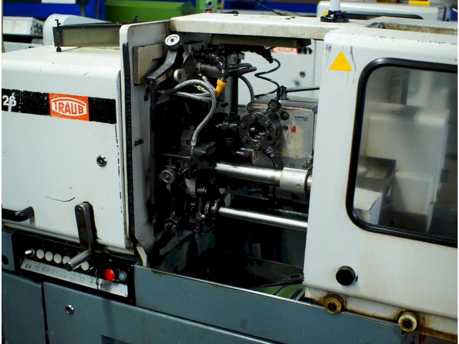 Вид станка TRAUB TK42  спереди