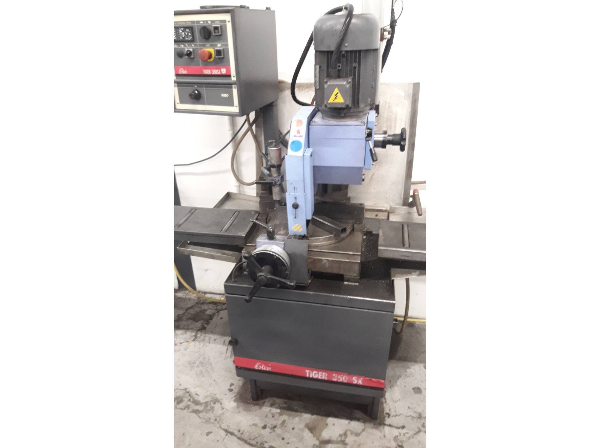 Вид станка MEP TIGER 350SX  спереди