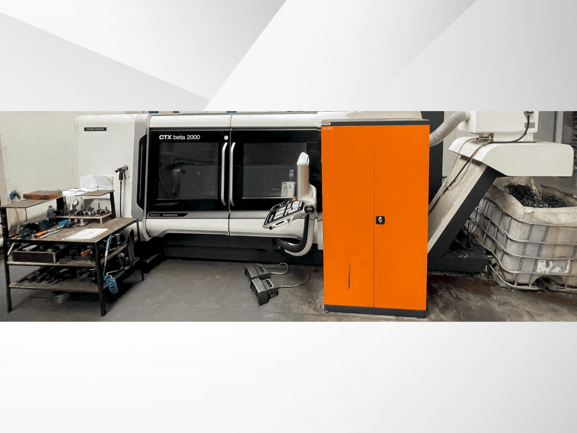 Вид станка DMG MORI CTX 2000  спереди