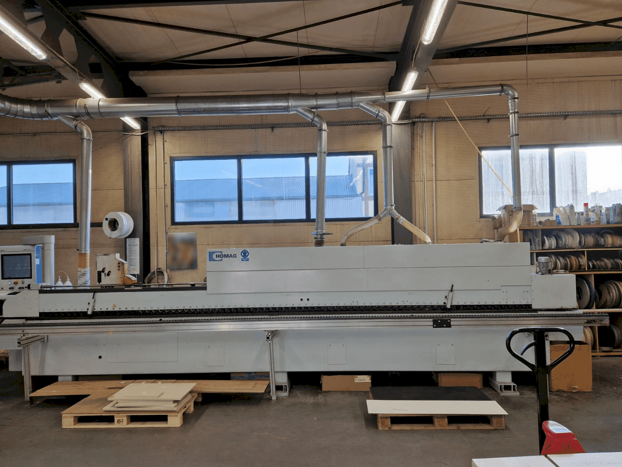 Вид станка HOMAG KAL210 Ambition 2262  спереди