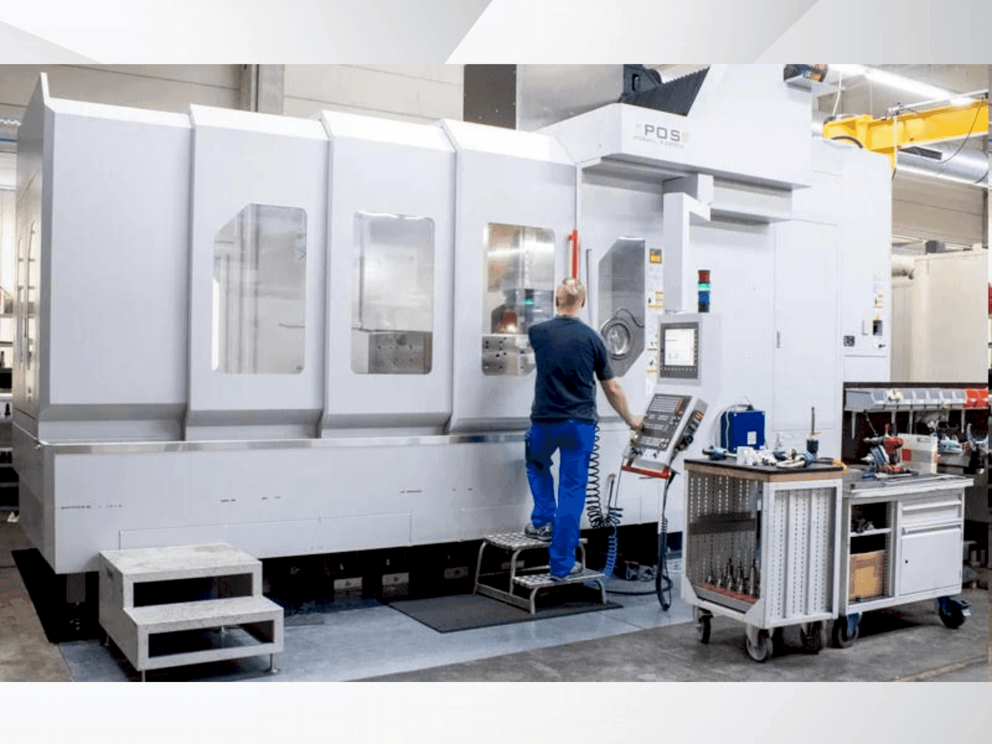 Вид станка POSmill H2200U  спереди