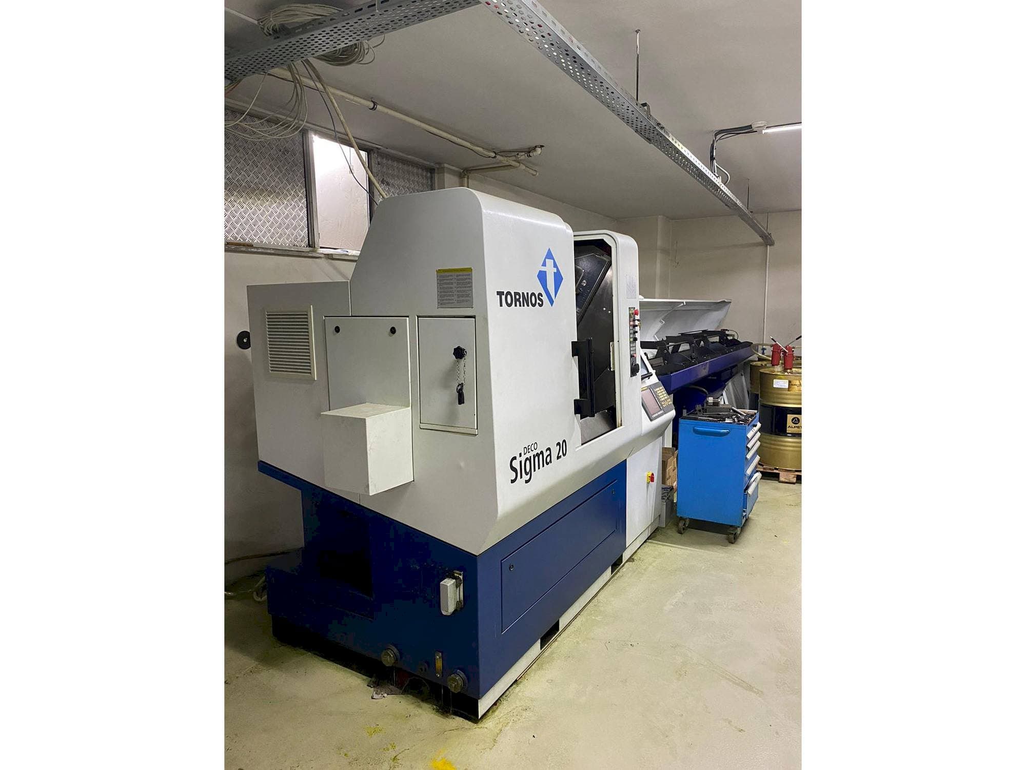 Вид  станка с Tornos Delta Sigma 20  правой стороны