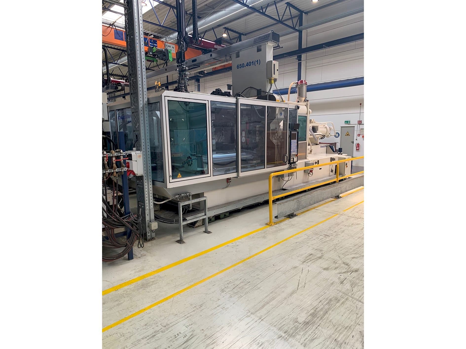 Вид станка Krauss Maffei 650-2700-520 CL  спереди