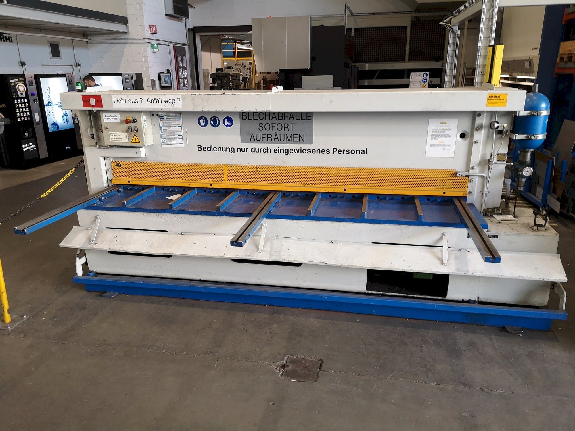 Вид станка PASKOWSKY TSH 10 MM  спереди