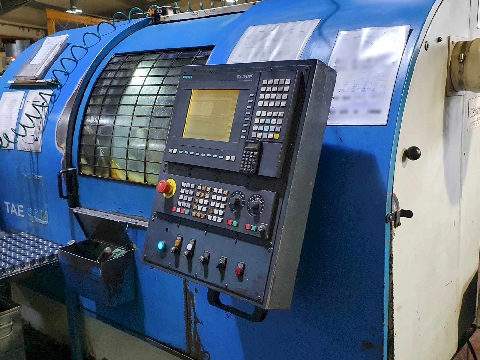 Вид станка AFM TAE-30N  спереди