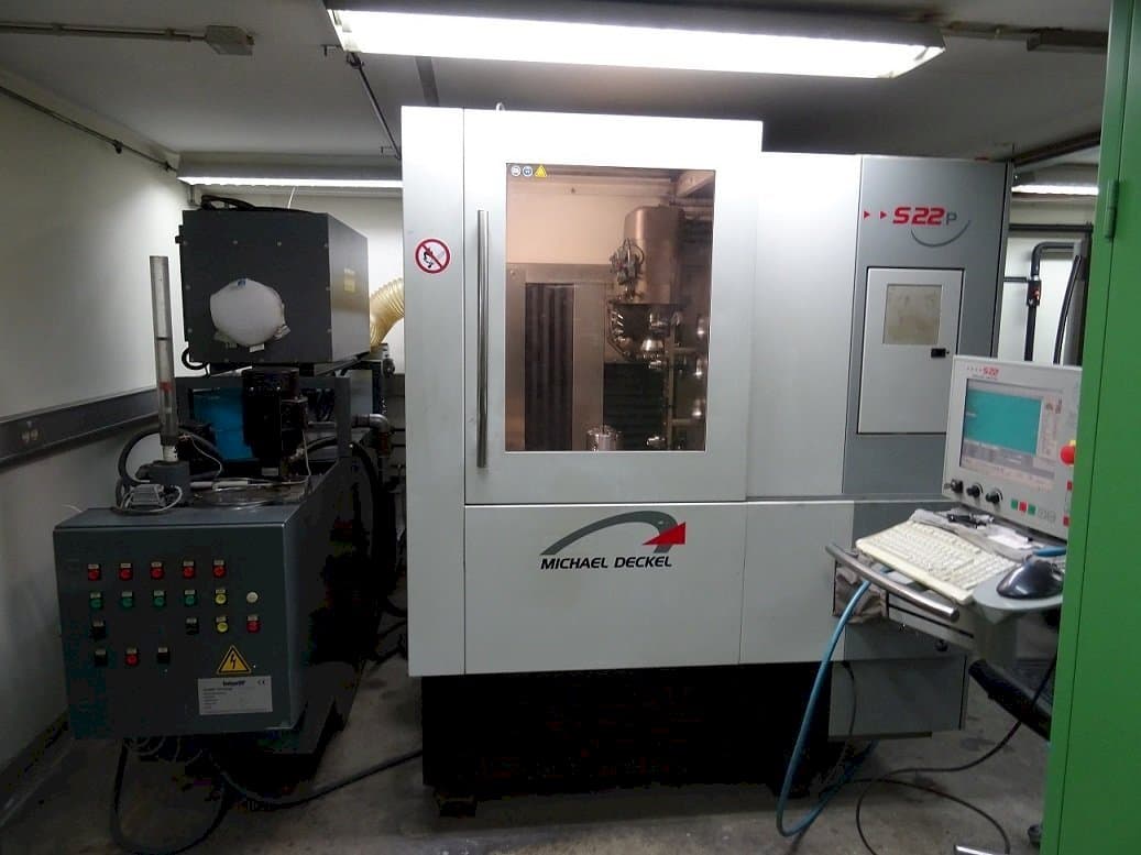 Вид станка Michael Deckel S22 P  спереди