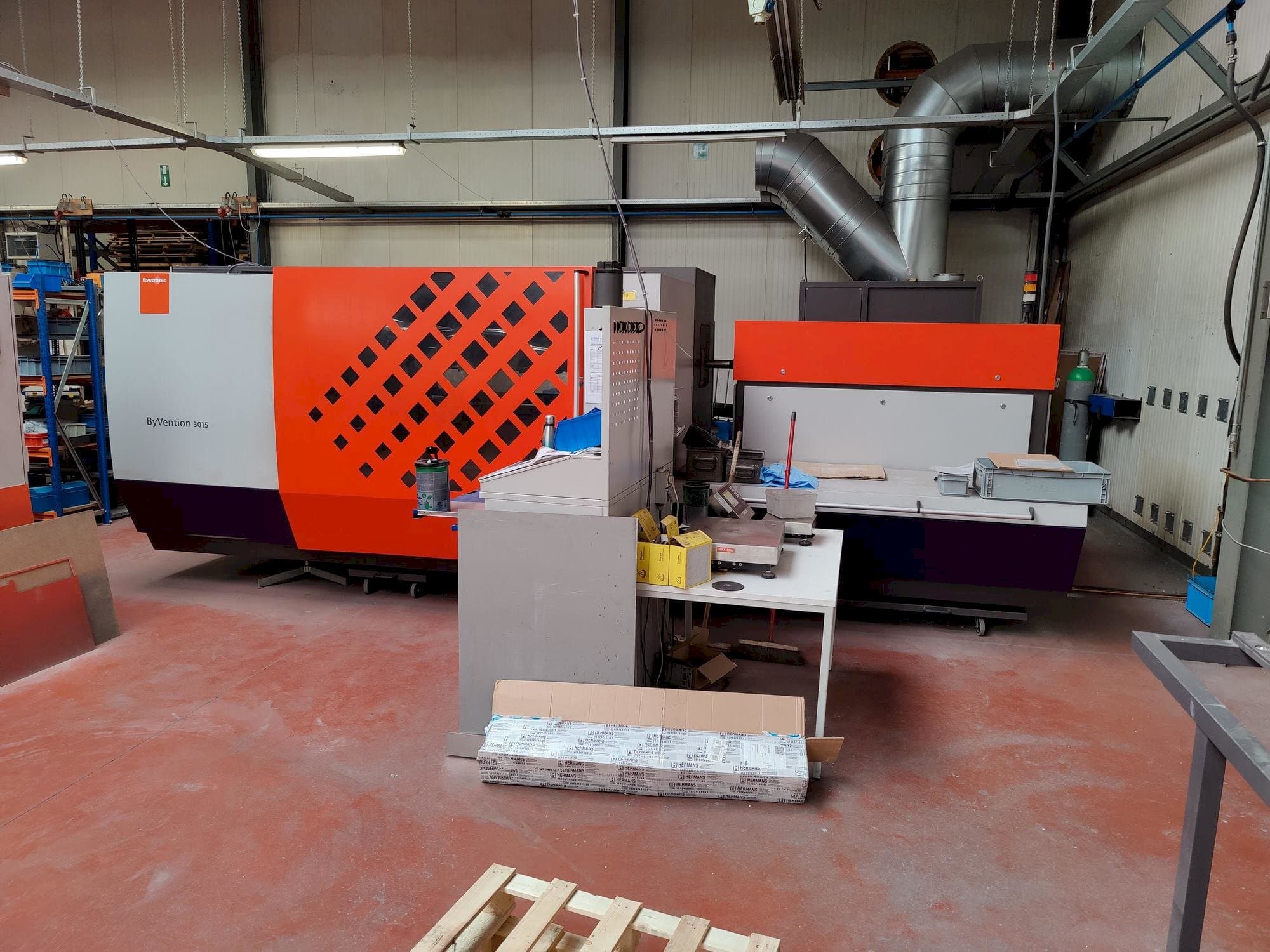 Вид станка Bystronic ByVention 3015  спереди