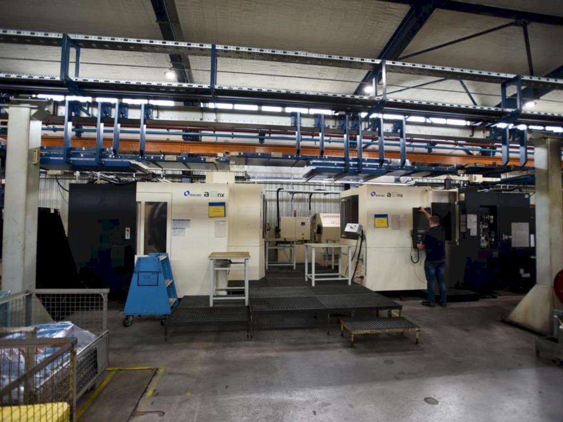 Вид станка Makino a61nx Pro 6  спереди