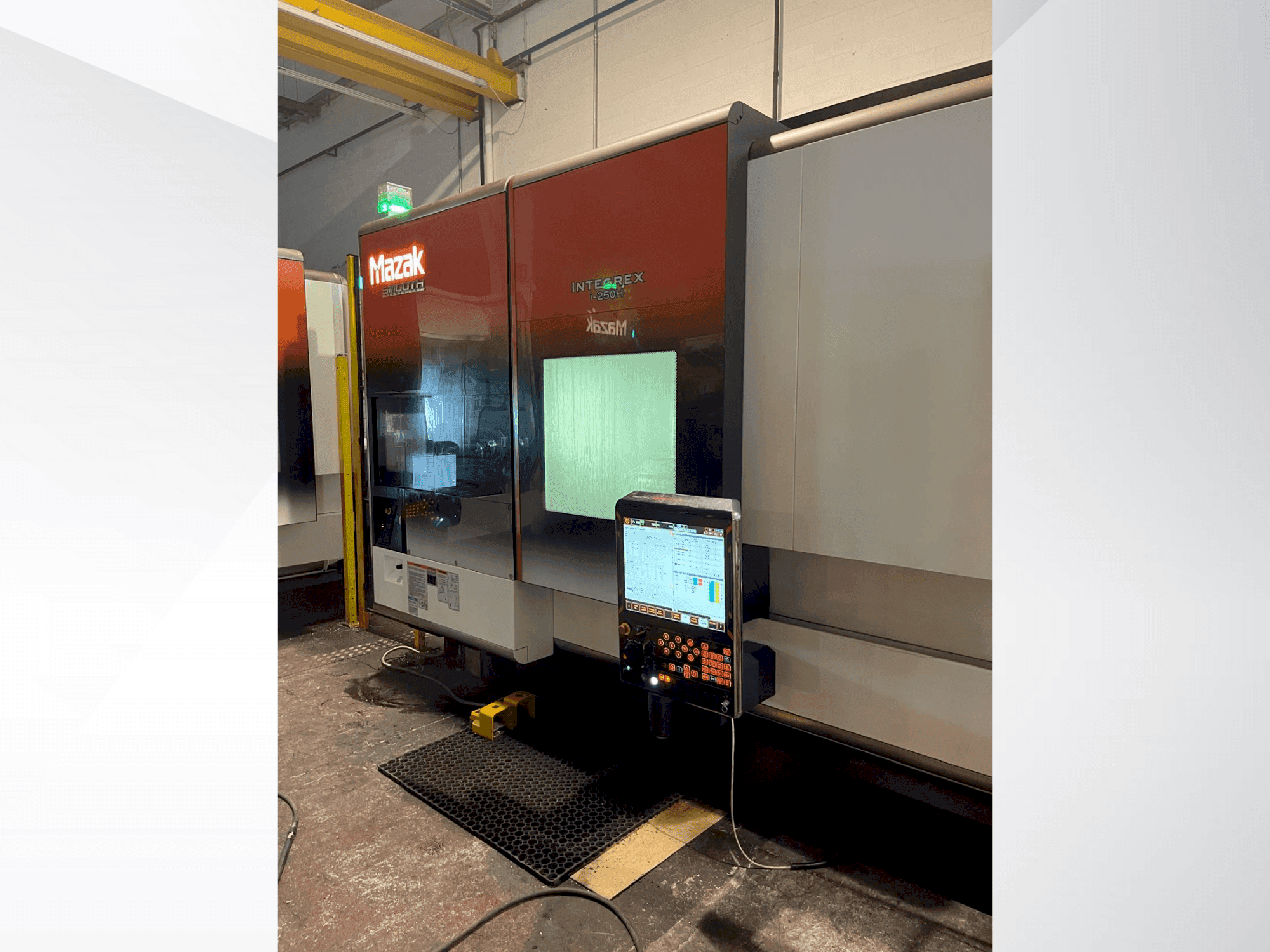Вид станка Mazak Integrex i-250H  спереди