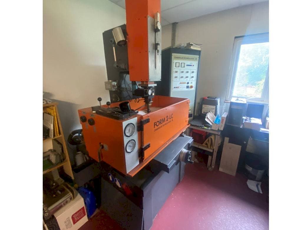 Вид станка CHARMILLES Form 2-LC  спереди