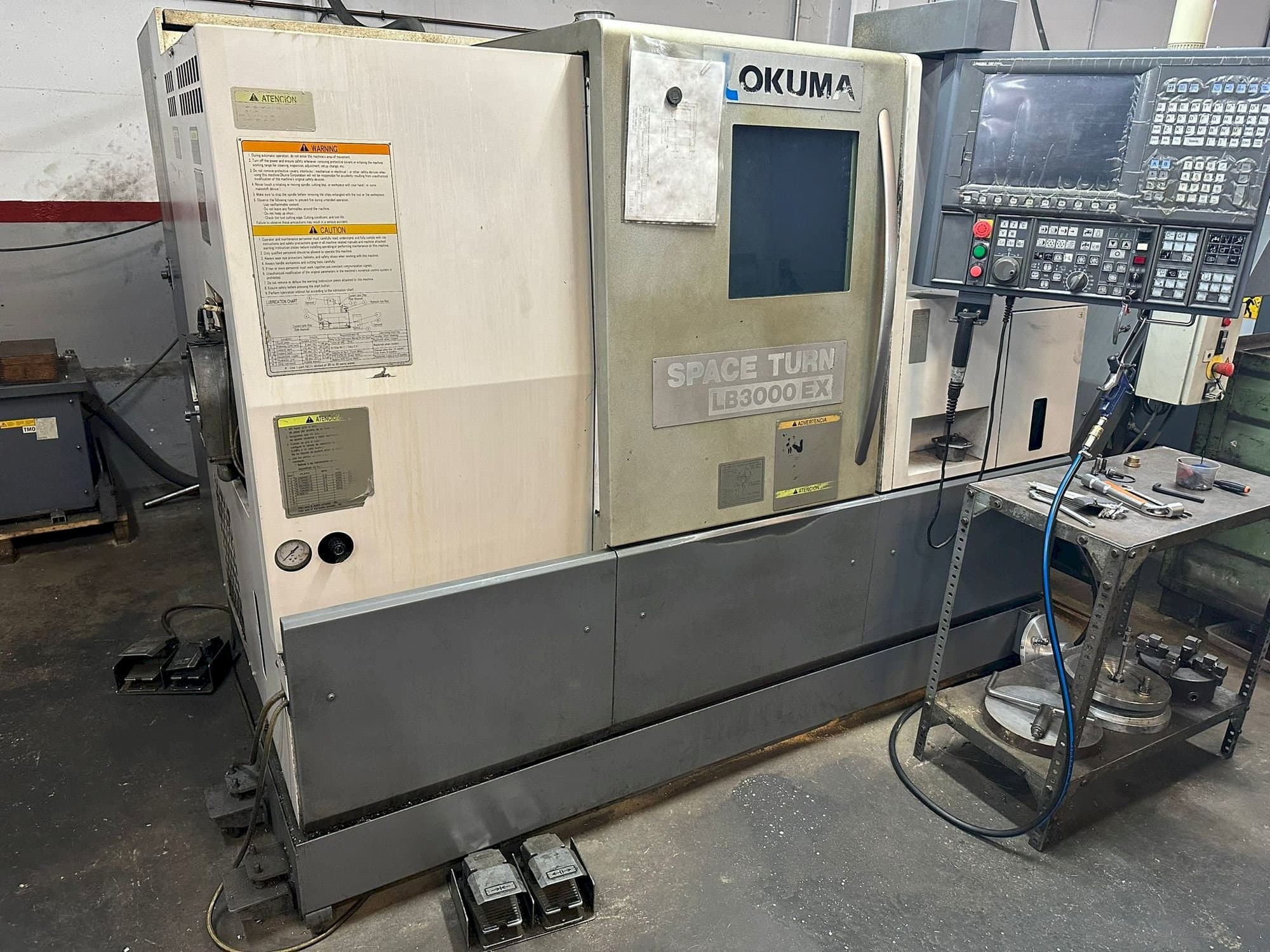 Вид станка Okuma LB 3000EX  спереди
