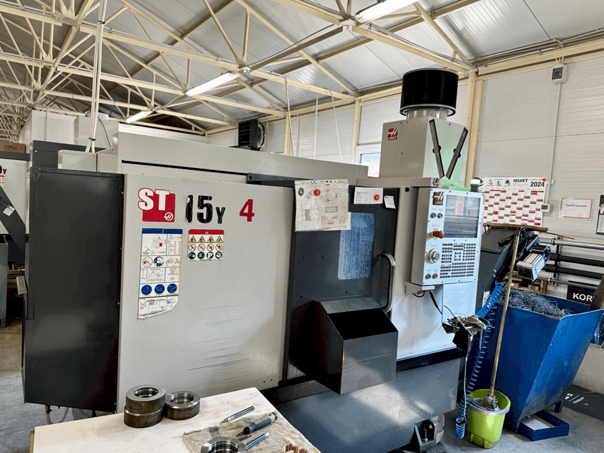 Вид станка HAAS ST-15Y  спереди