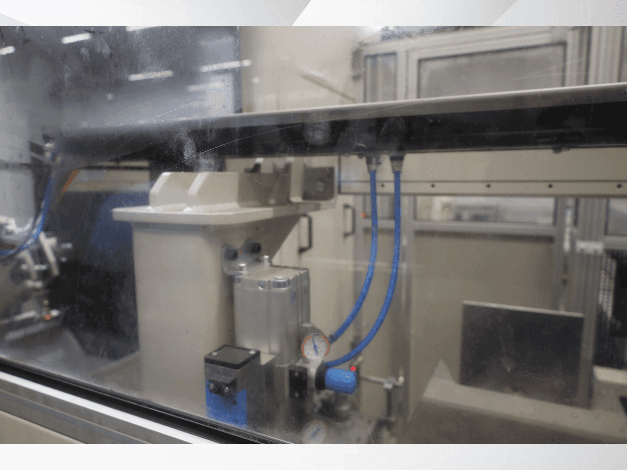 Вид станка PROFILATOR DV370-HL-05  спереди