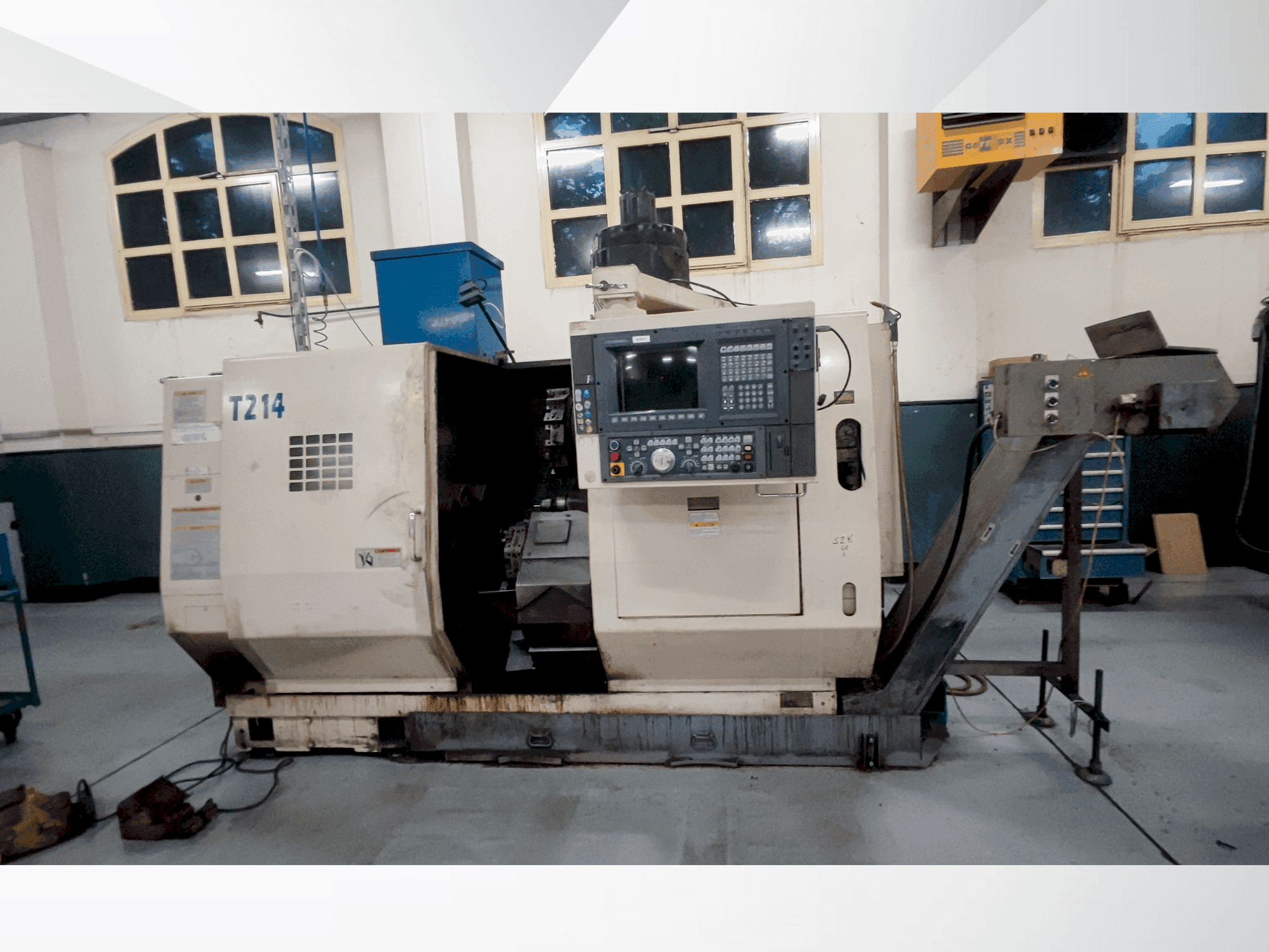 Вид станка Okuma LU 15  спереди