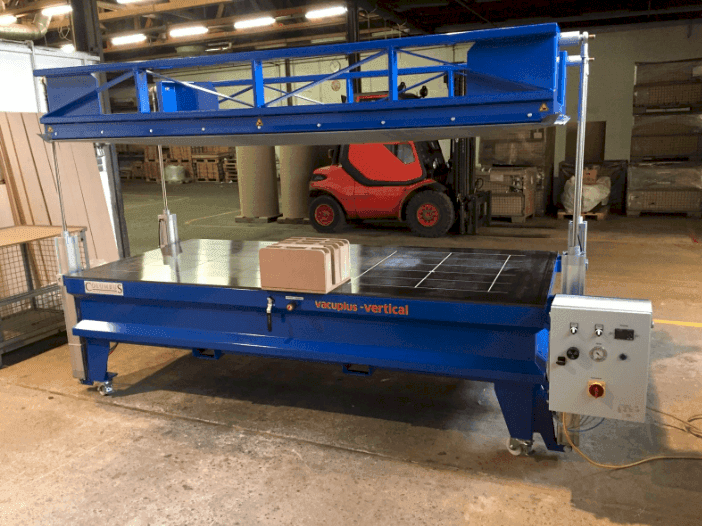 Вид станка Columbus VAKUPLUS Vertikal  спереди