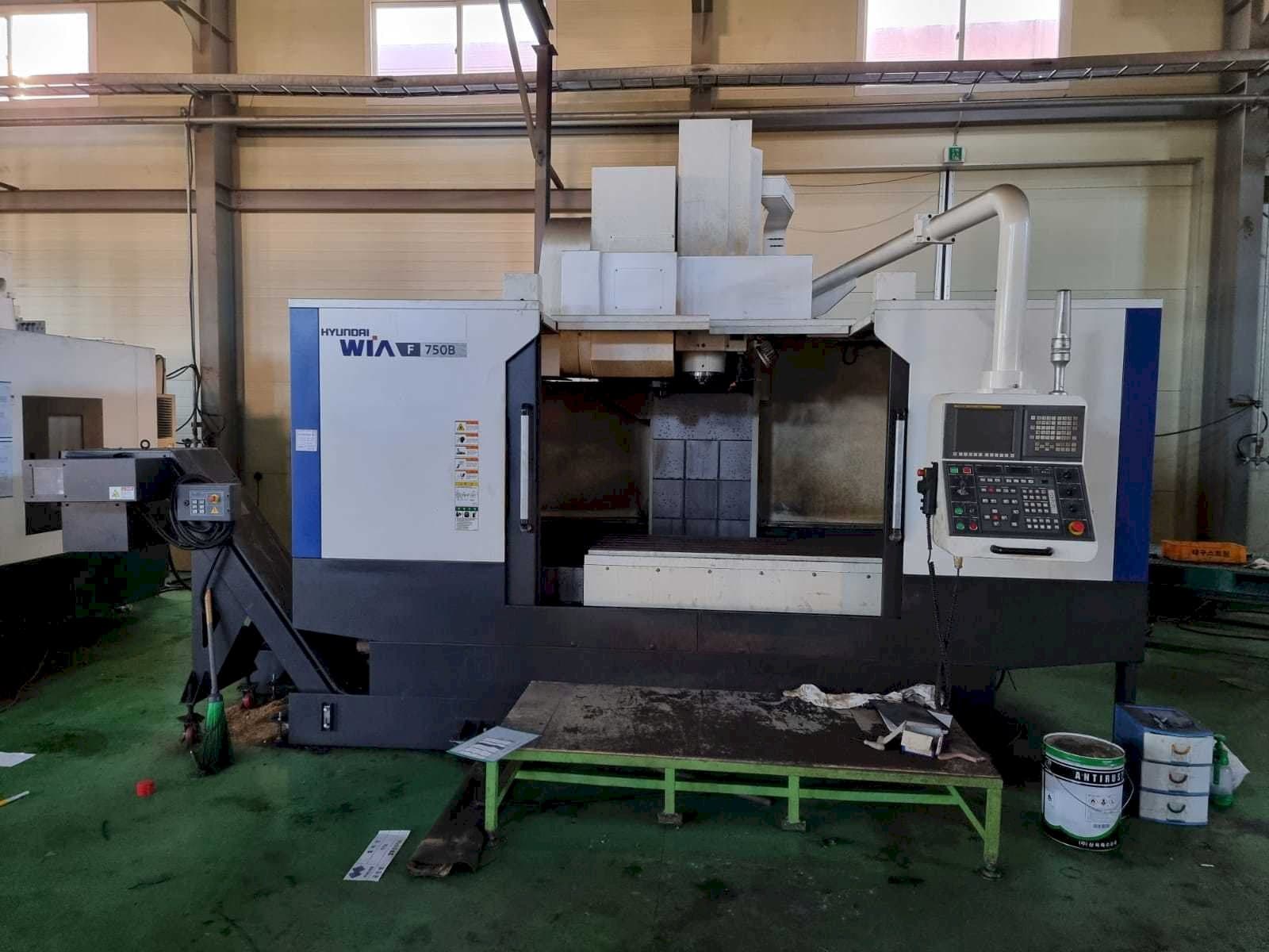 Вид станка Hyundai Wia F750B  спереди