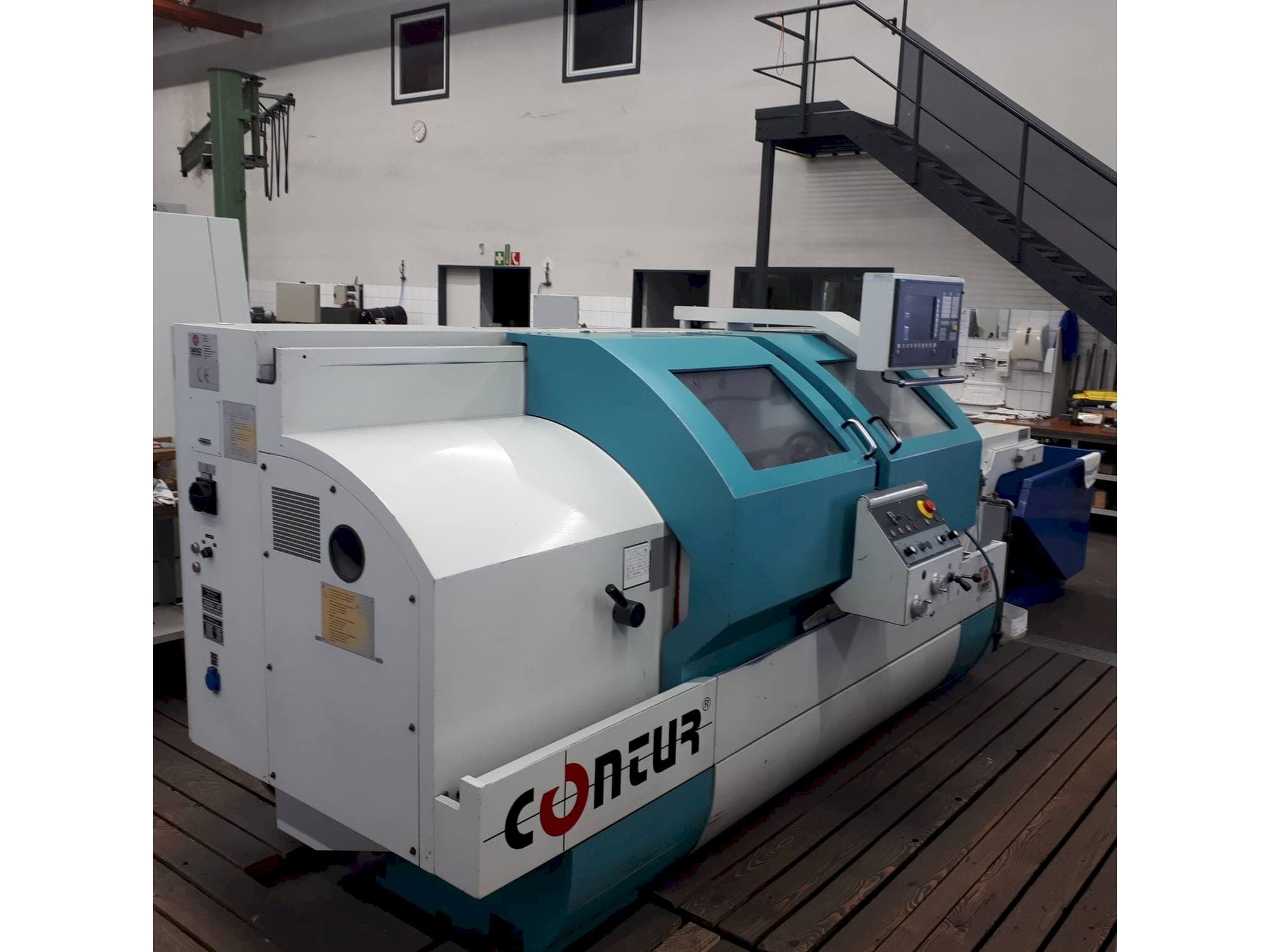 Вид станка Saeilo Contour Dialog T52 x 1500  спереди