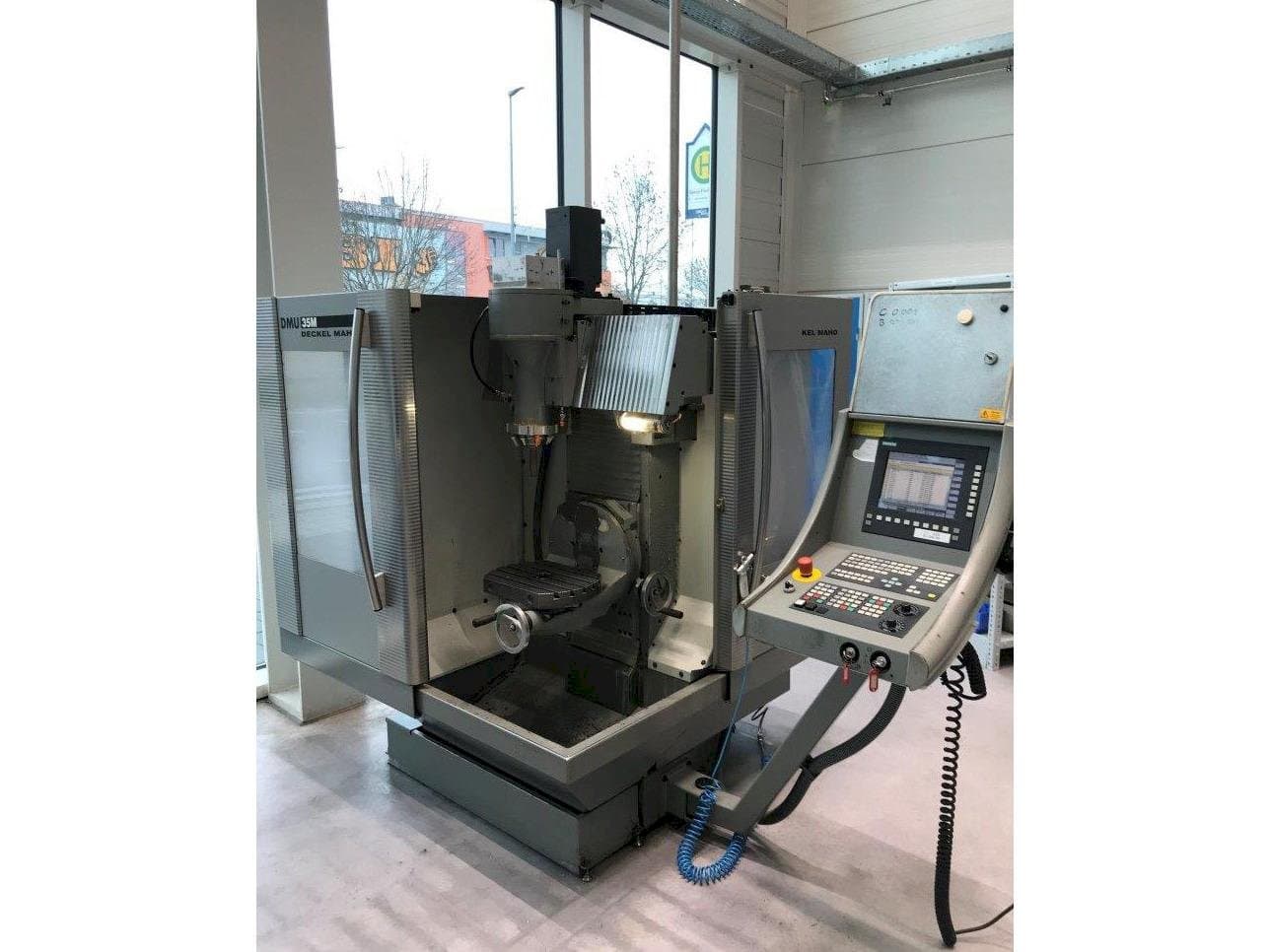 Вид станка DECKEL MAHO DMU 35 M  спереди