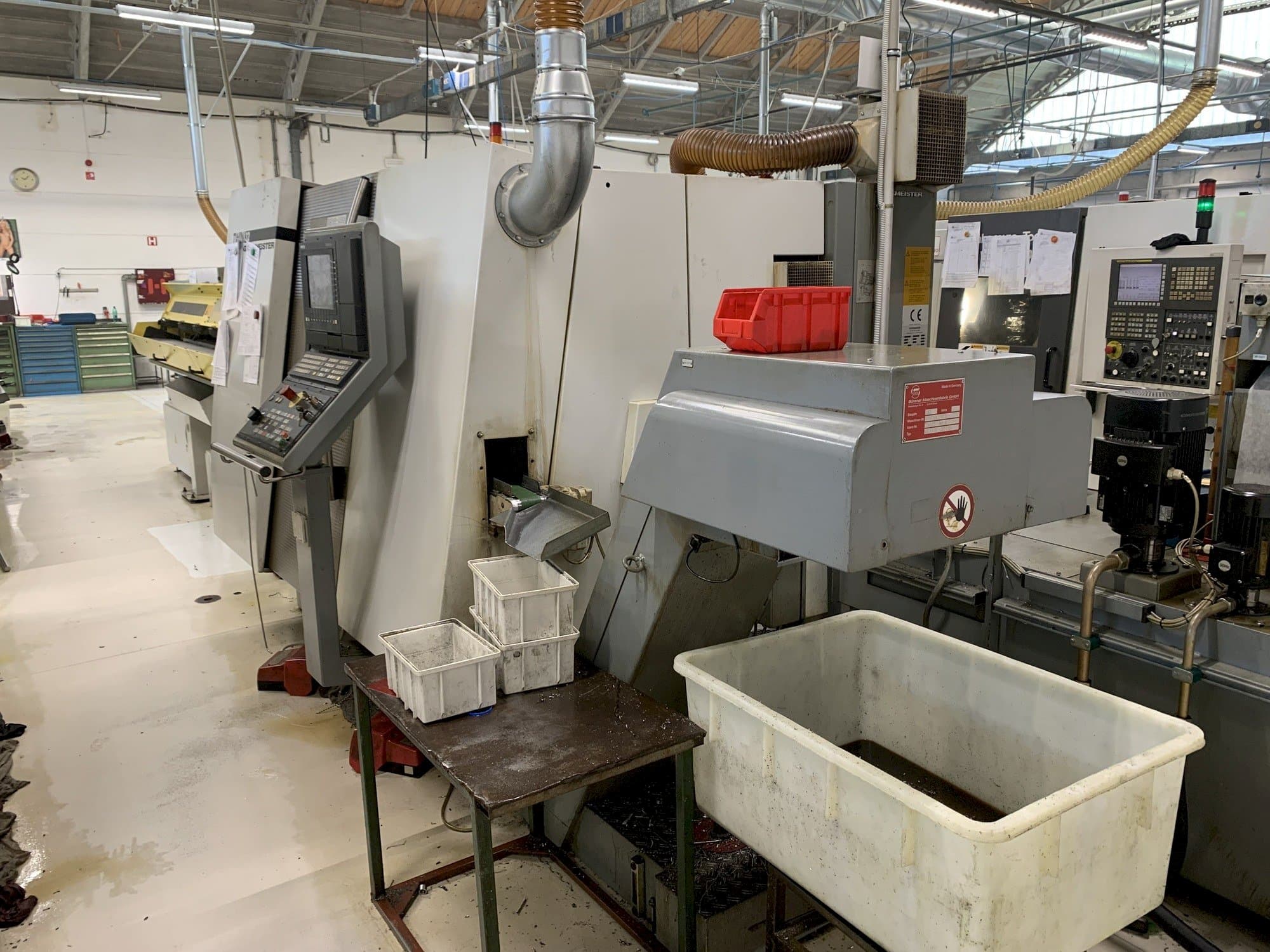 Вид станка Gildemeister Twin 32  спереди