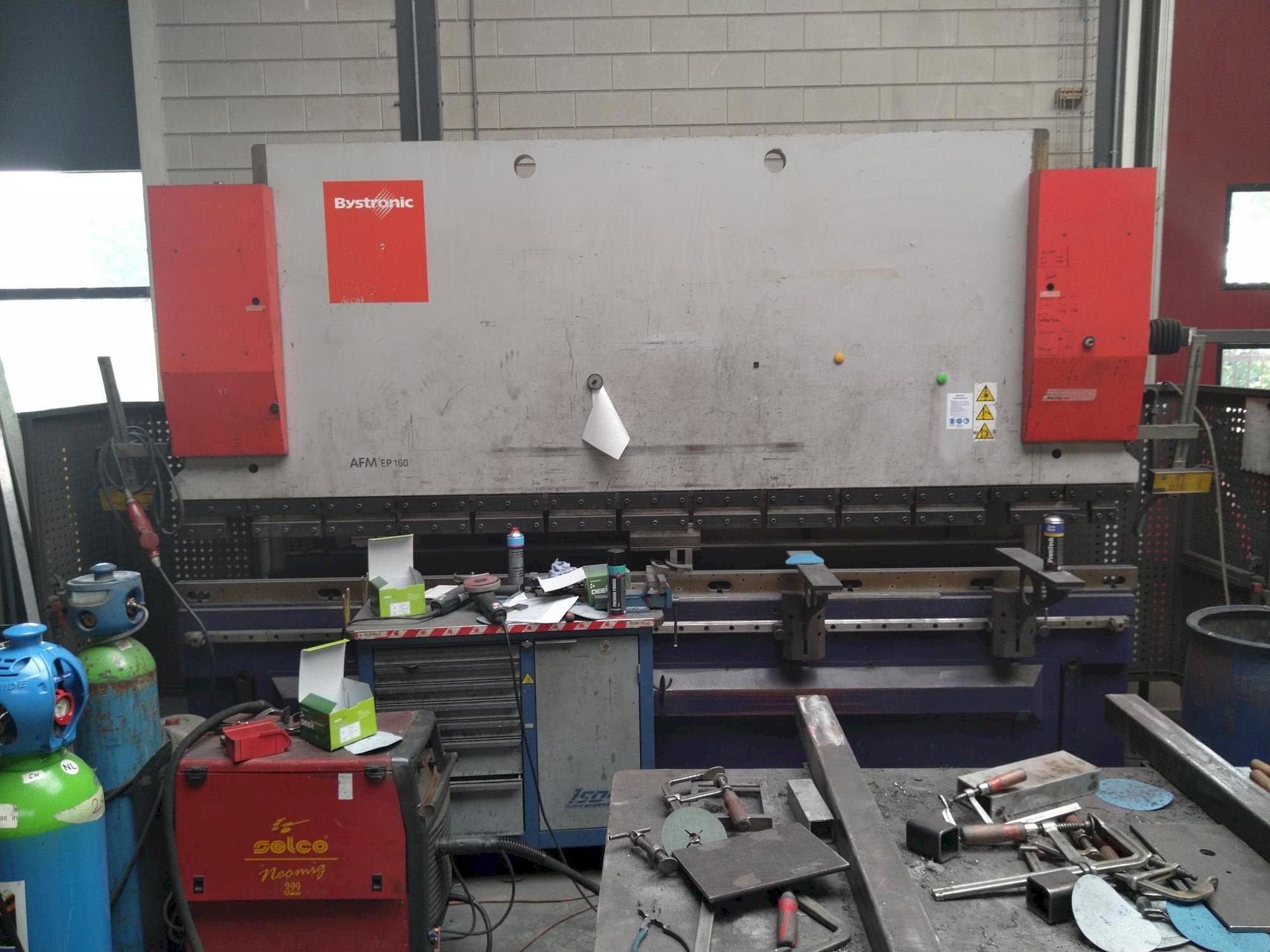 Вид станка Bystronic EP40-160  спереди