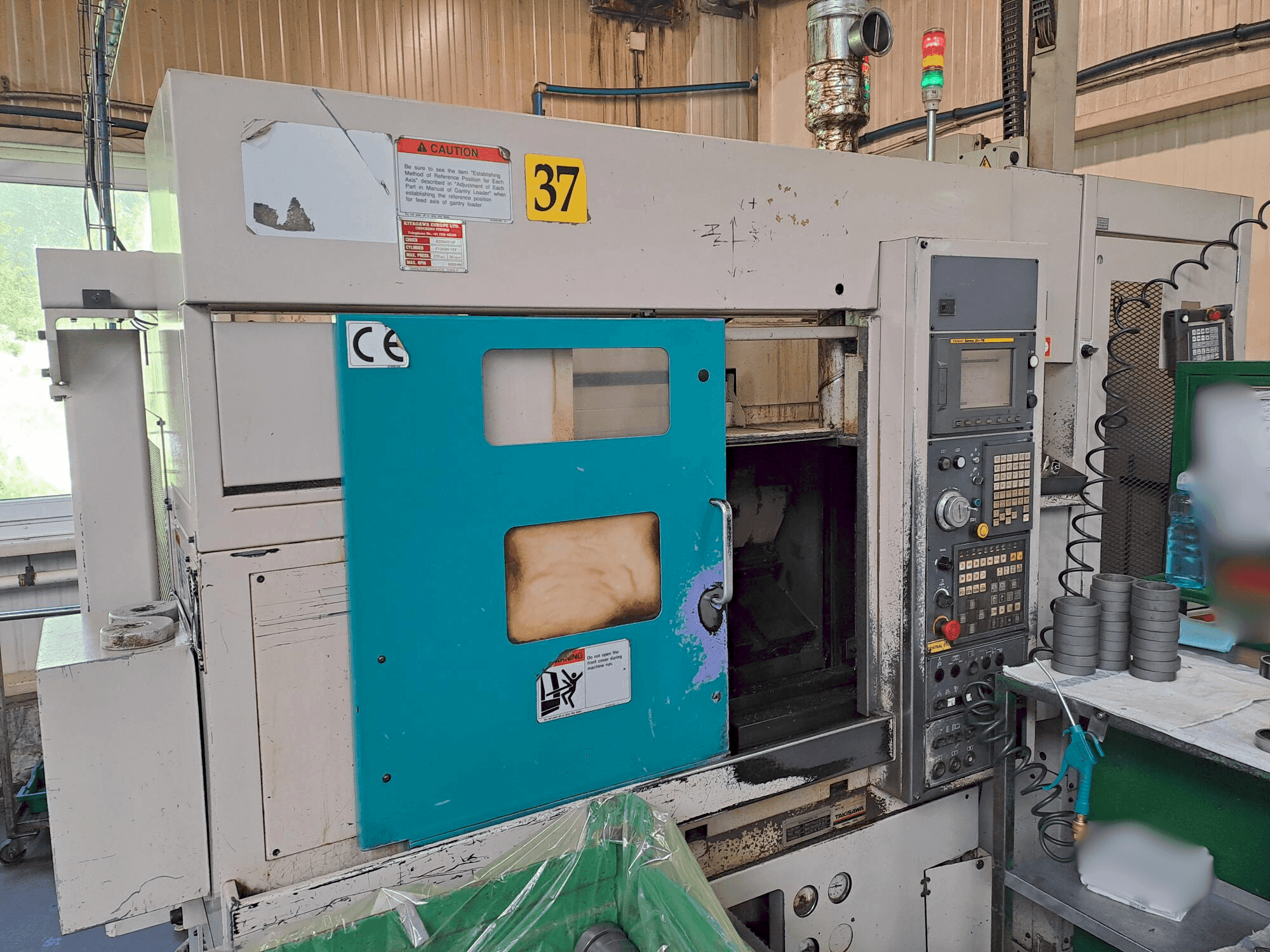 Вид станка Takisawa TC 200  спереди