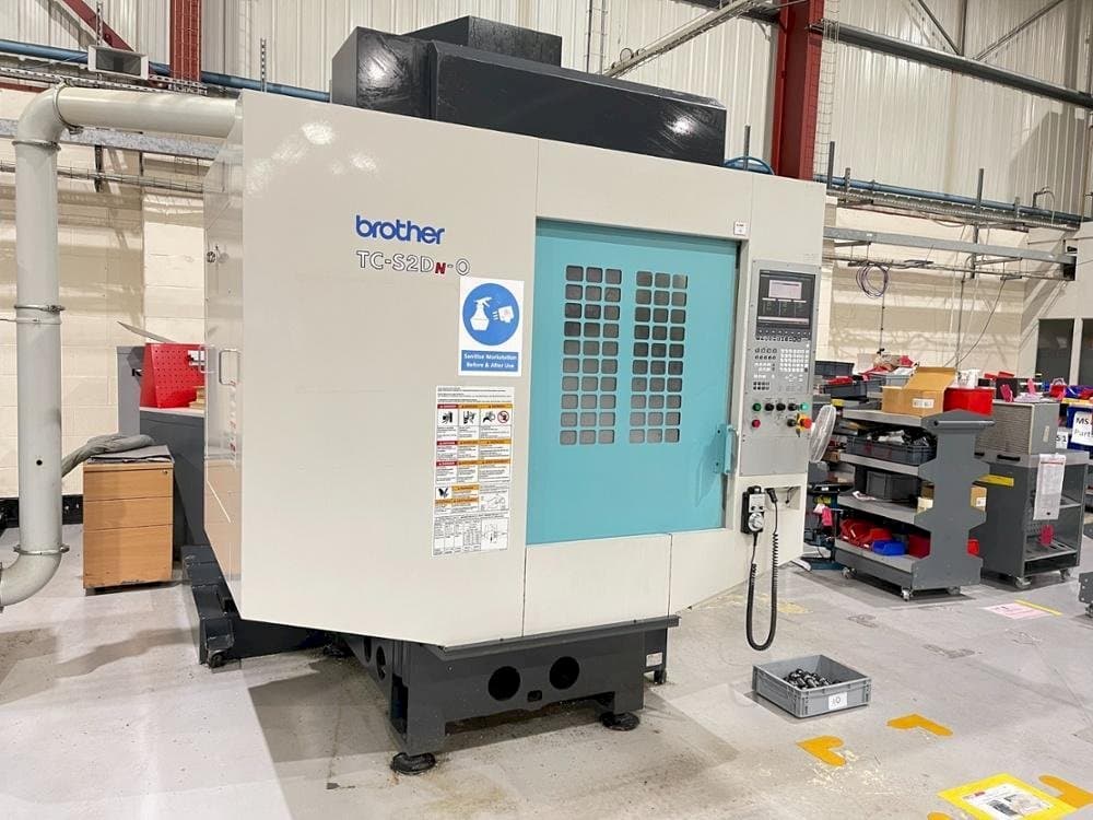 Вид станка Brother TC-S2DN-0  спереди