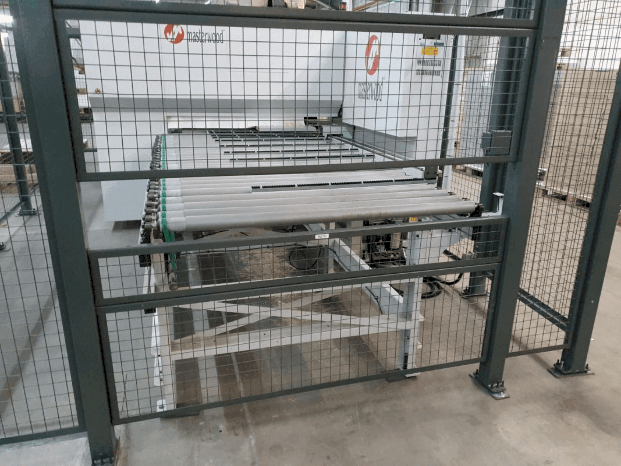 Вид станка MASTERWOOD MASTERDRILL TF 600 SA  спереди