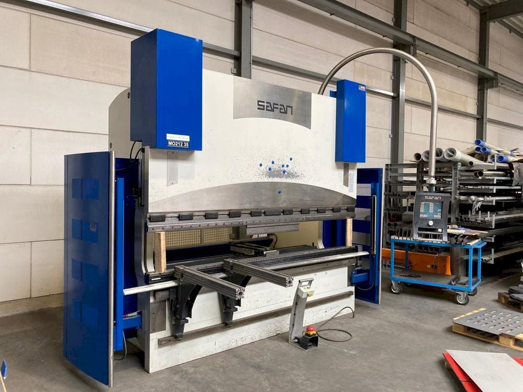 Вид станка Safan CNCL-K 170-3100 TS 2  спереди