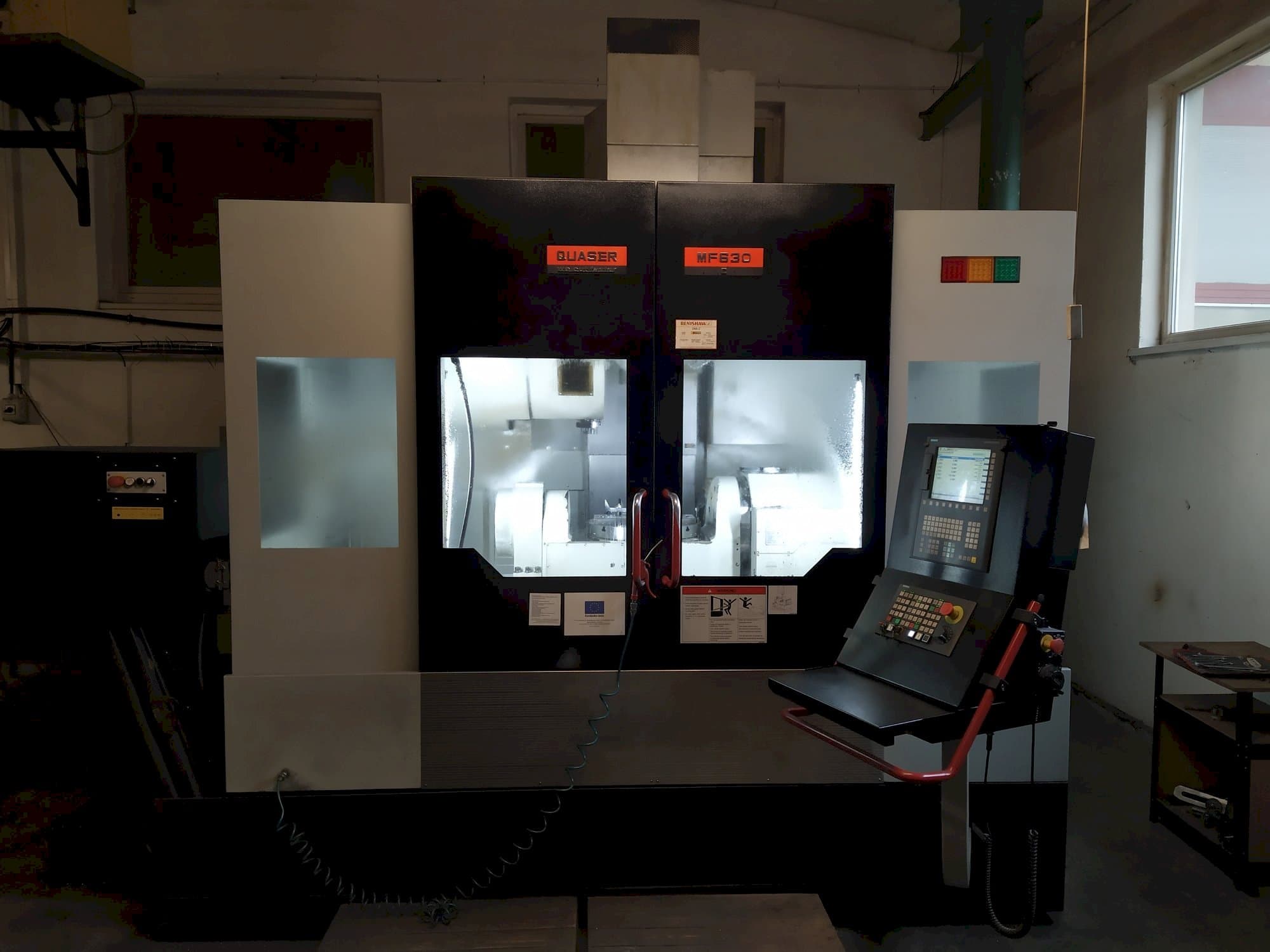 Вид станка Quaser MF 630C  спереди