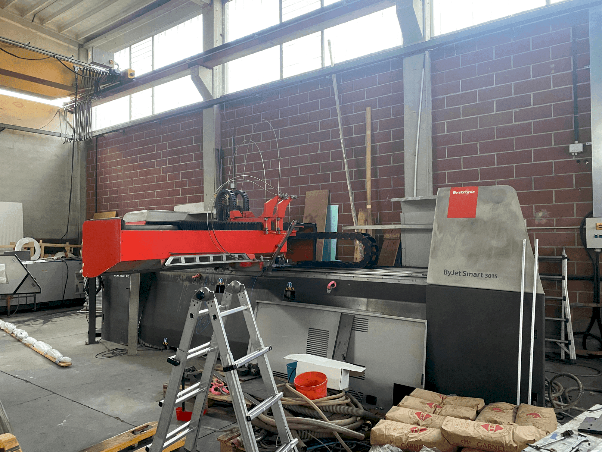 Вид станка Bystronic ByJet 3015  спереди