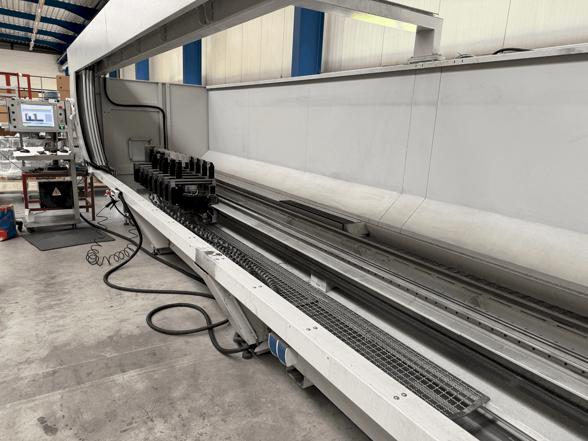 Вид станка FomIndustrie DALI 70  спереди