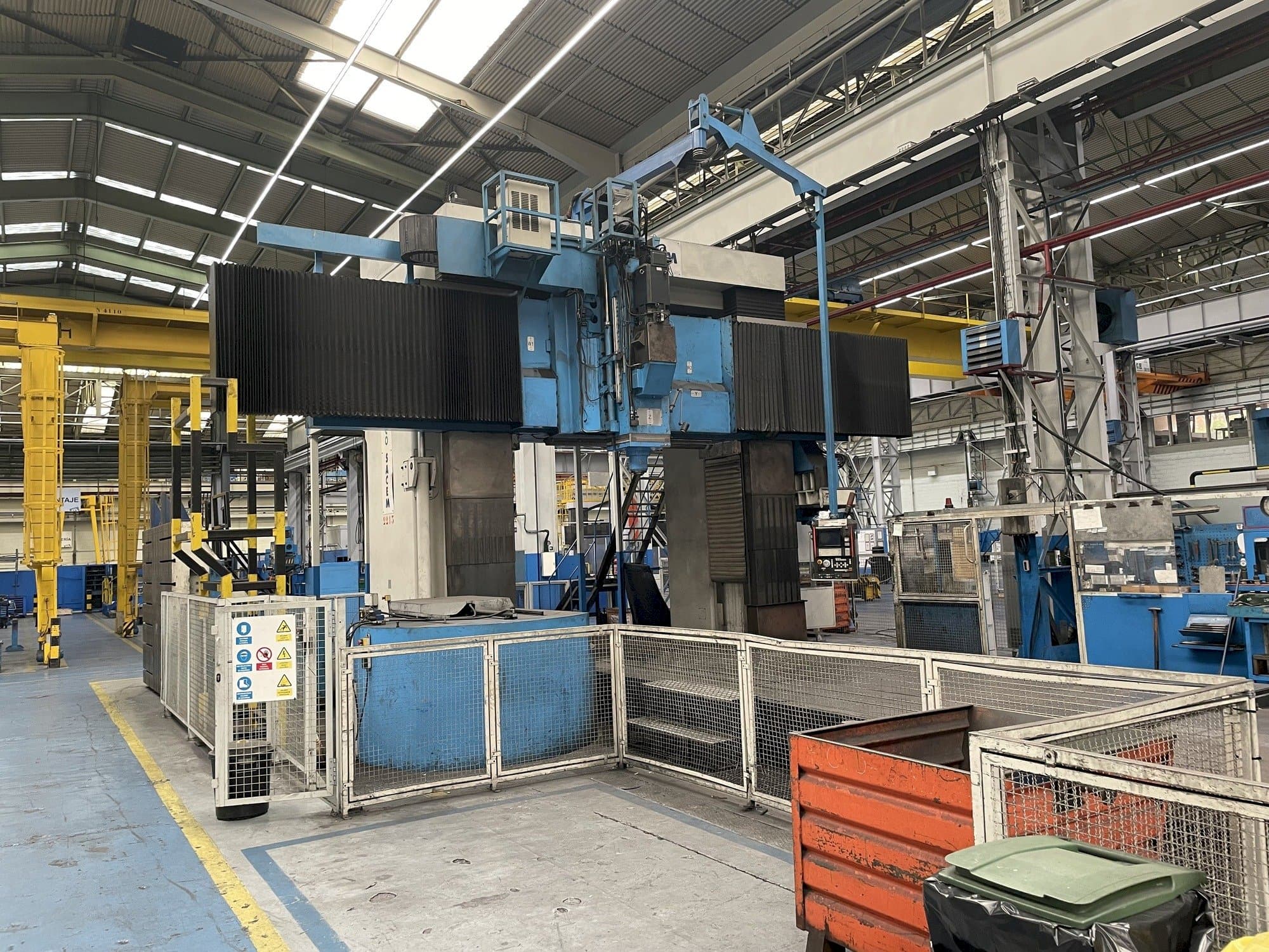 Вид станка AMCO-SACEM ACEM FPF1-3300  спереди